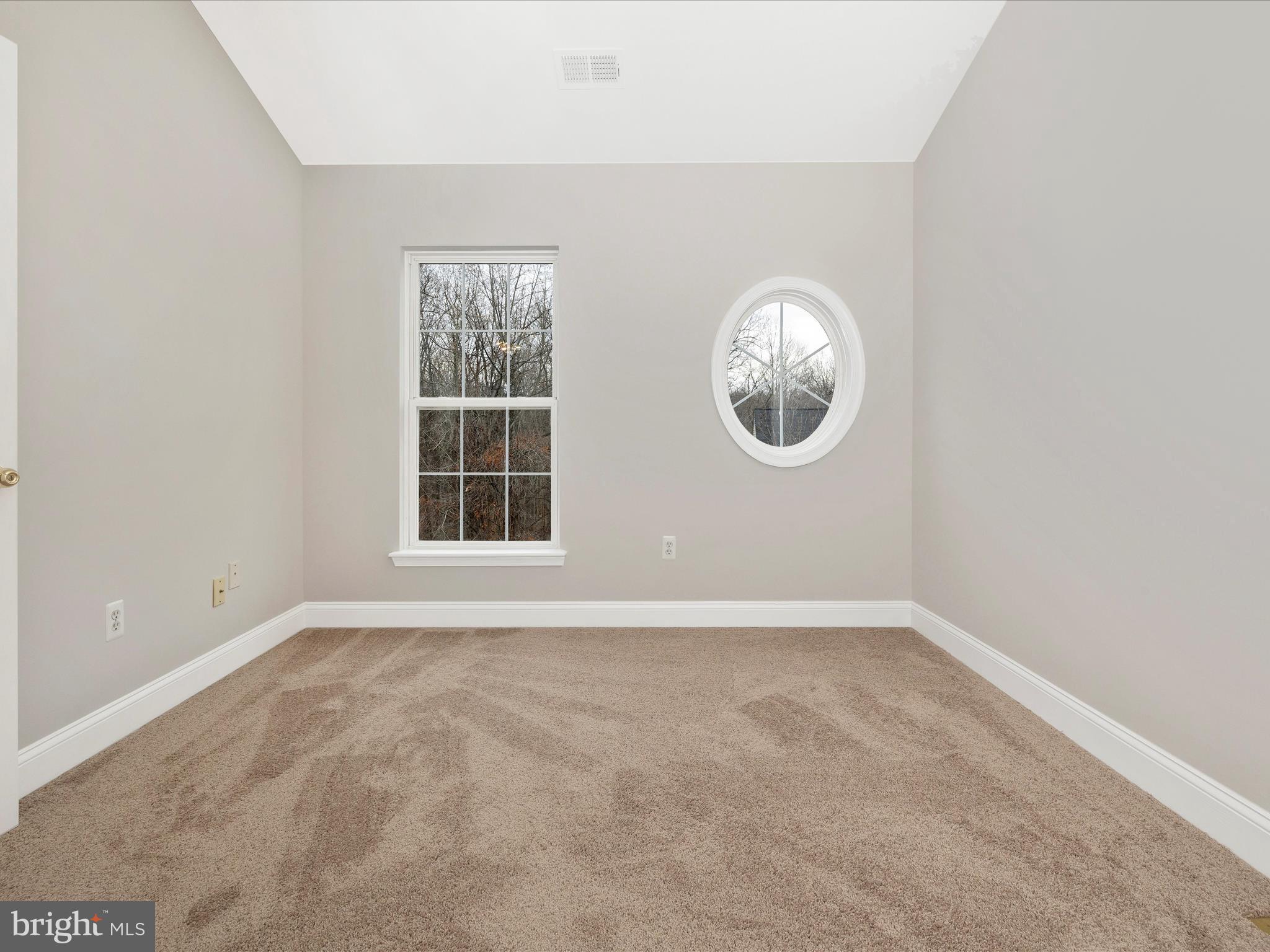 MAGRUDERS OVERLOOK - Residential