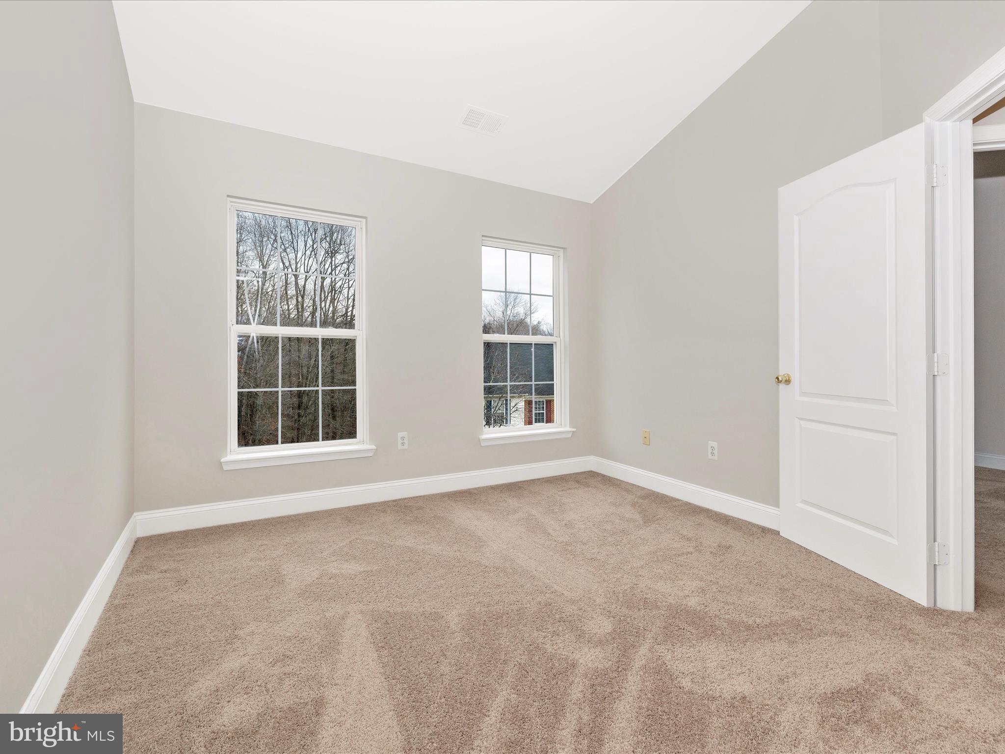 MAGRUDERS OVERLOOK - Residential