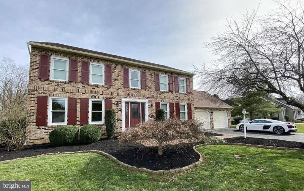Photo of 2437 Raleigh Drive, Lancaster, PA 17601 (MLS # PALA2048214)