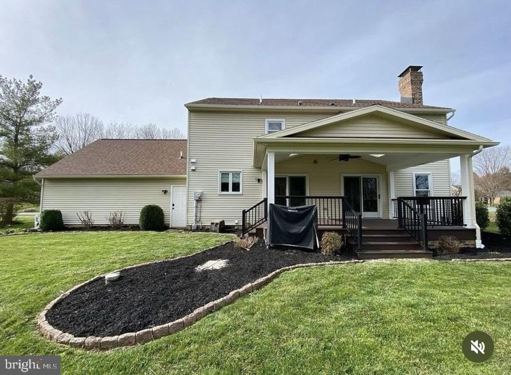 Photo of 2437 Raleigh Drive, Lancaster, PA 17601 (MLS # PALA2048214)