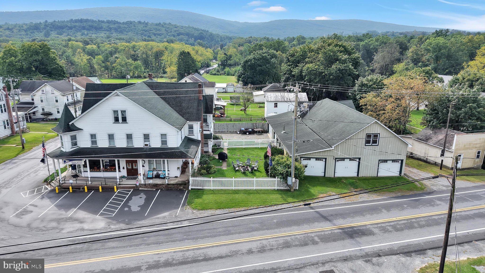 818 LIZARD CREEK ROAD