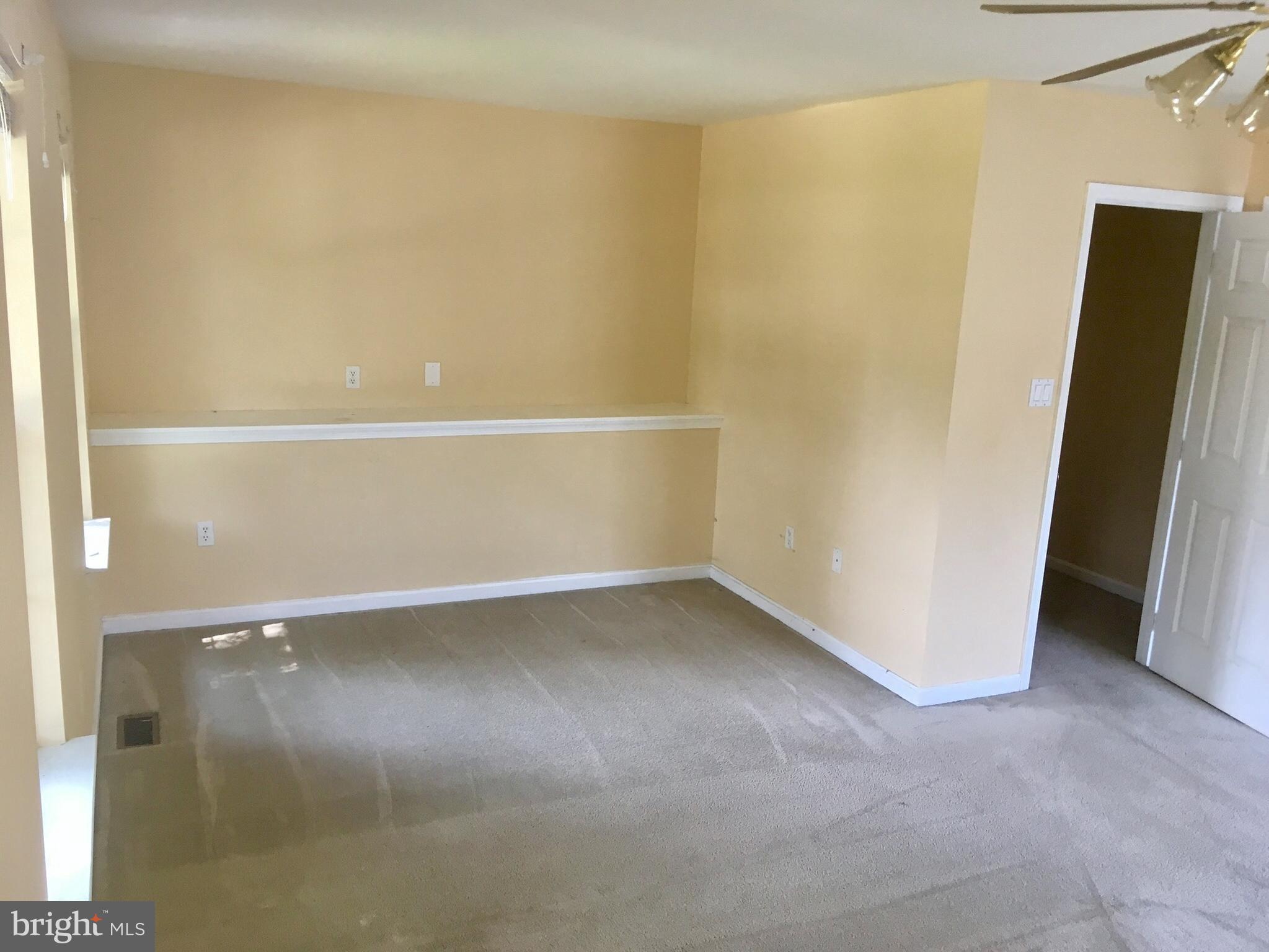 WHITE OAK VILLAGE SUB - Residential