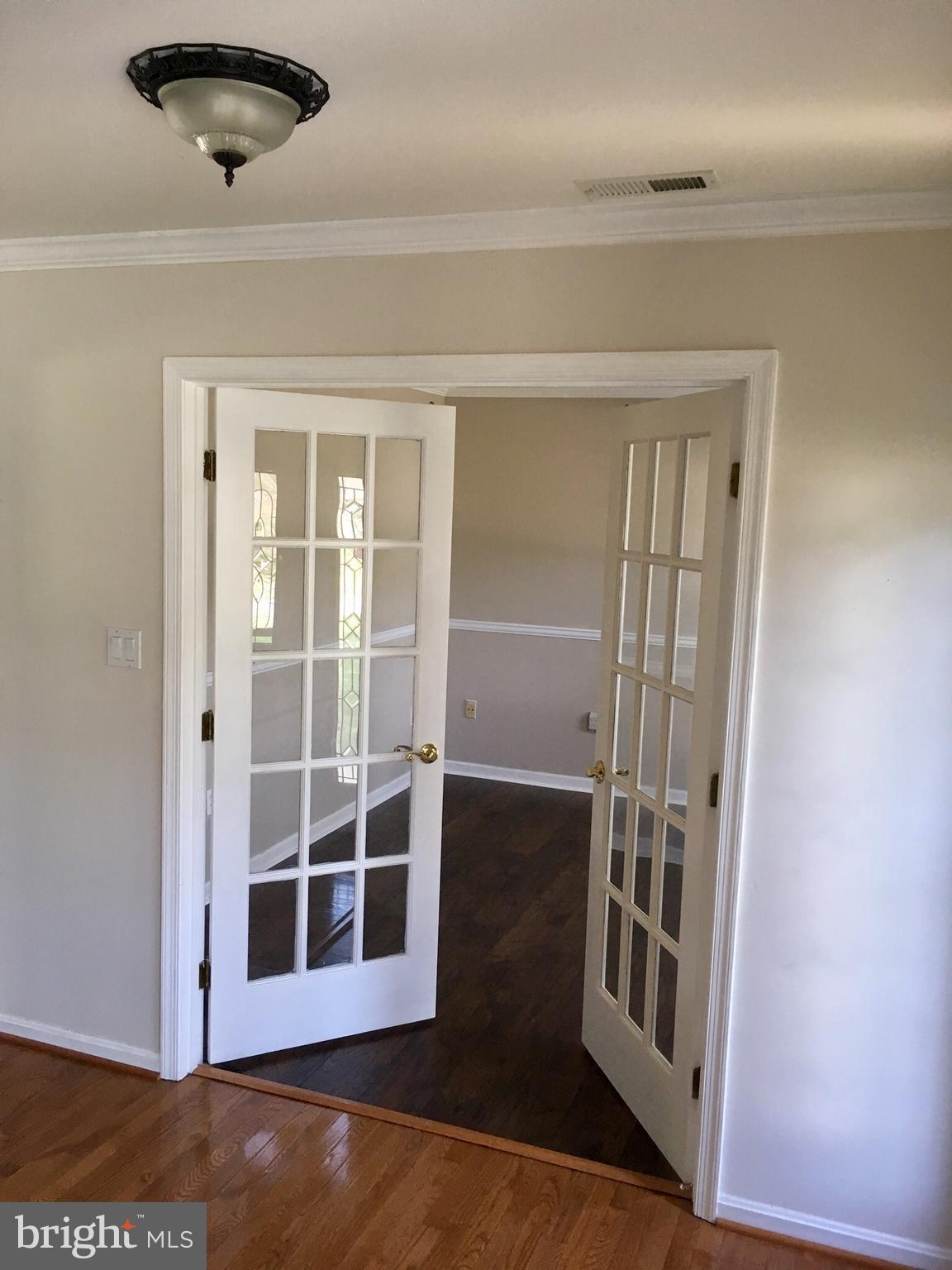 WHITE OAK VILLAGE SUB - Residential