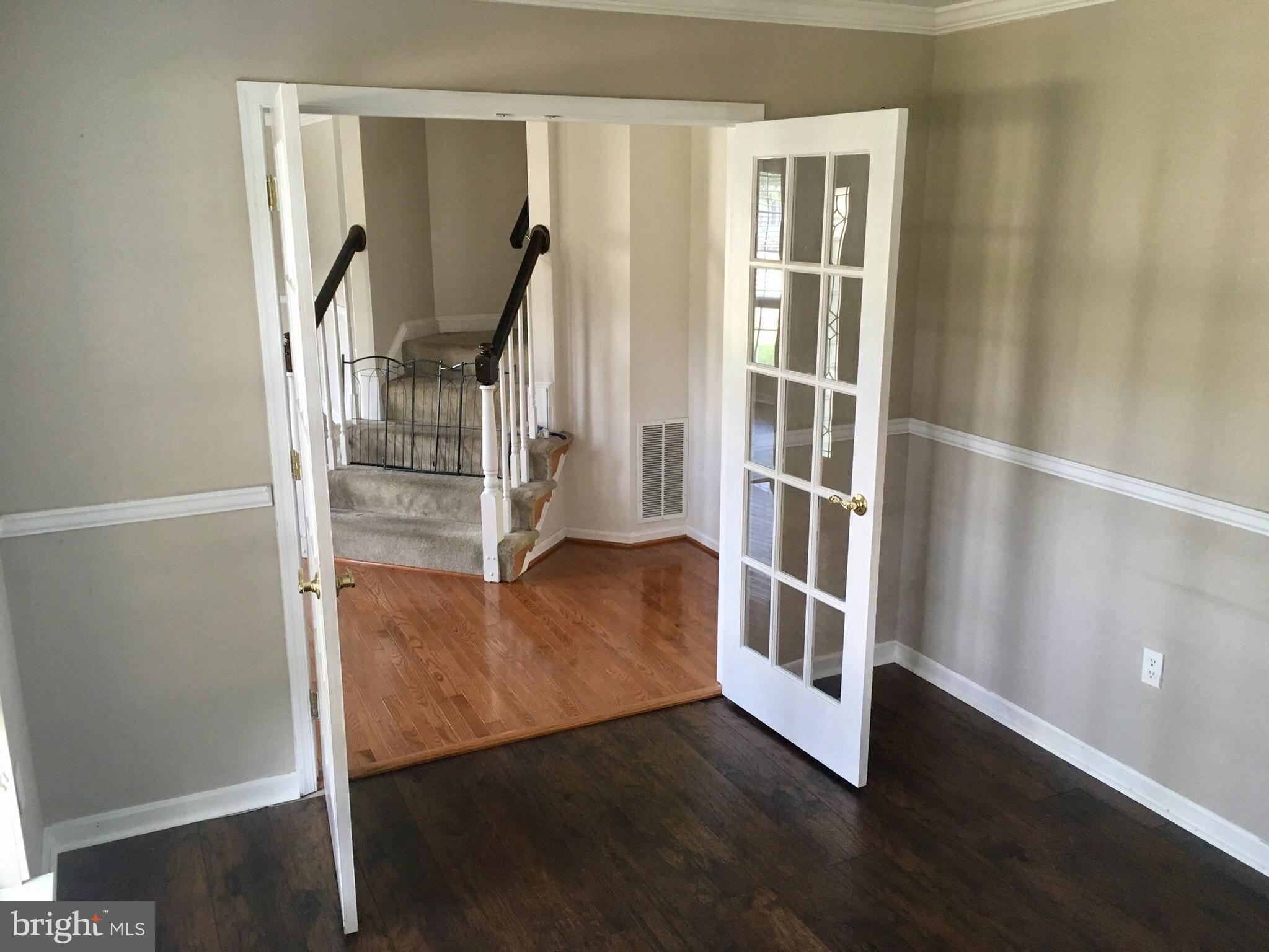 WHITE OAK VILLAGE SUB - Residential