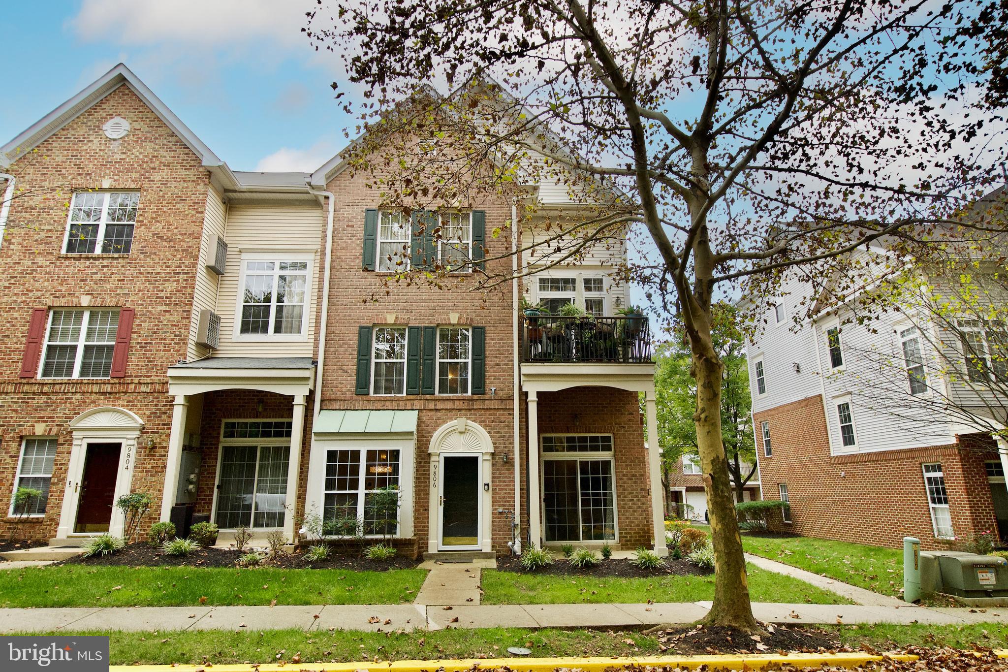 WOODVIEW VILLAGE WEST - Residential