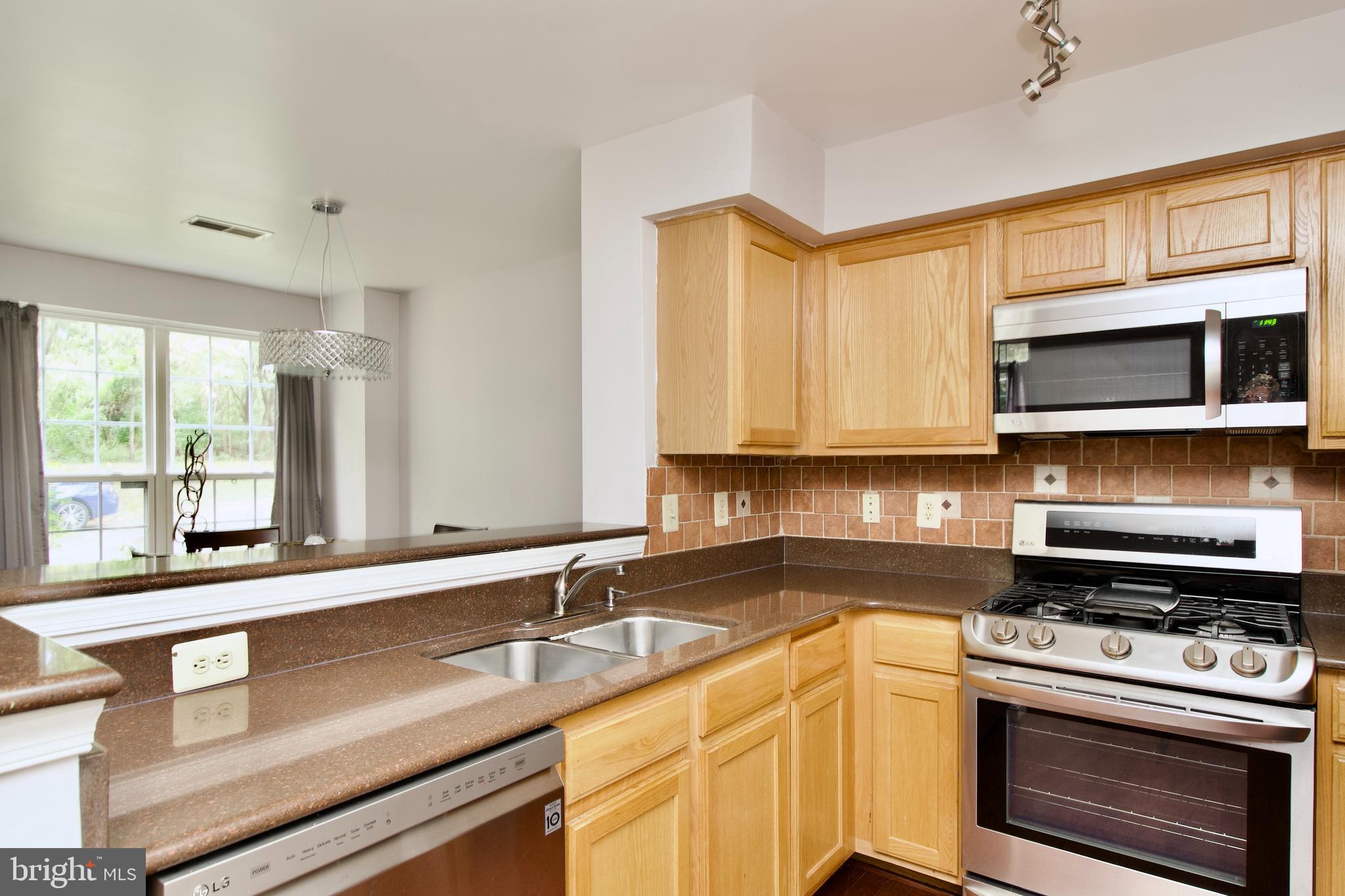 WOODVIEW VILLAGE WEST - Residential