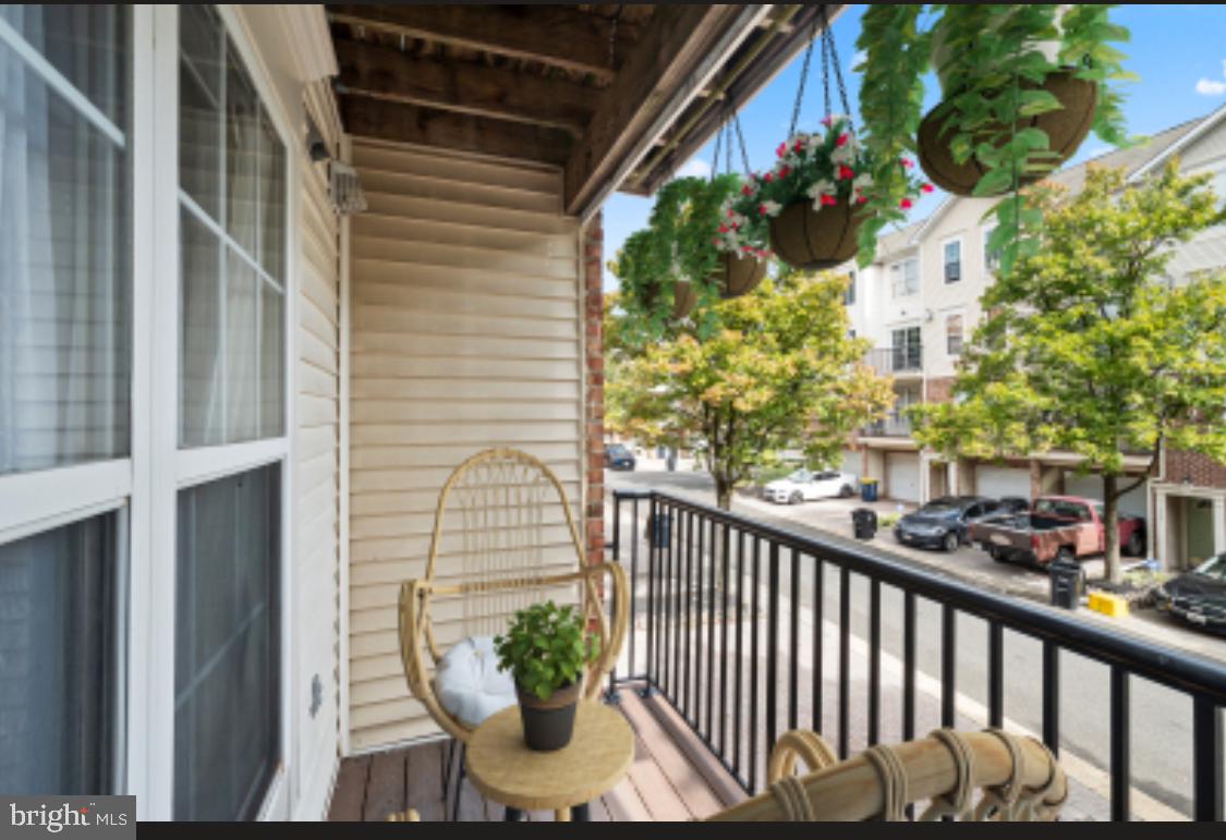 WOODVIEW VILLAGE WEST - Residential