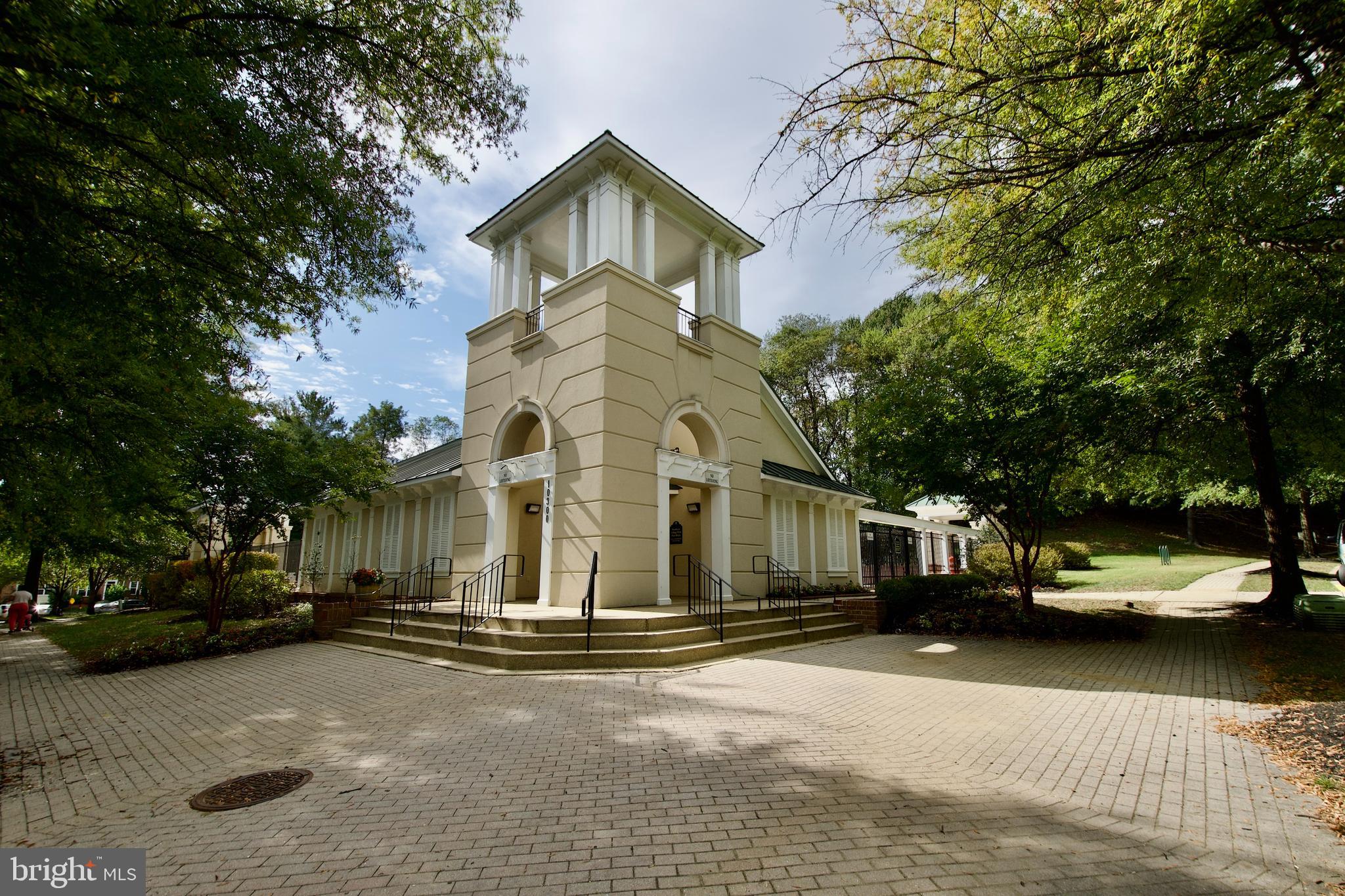 WOODVIEW VILLAGE WEST - Residential