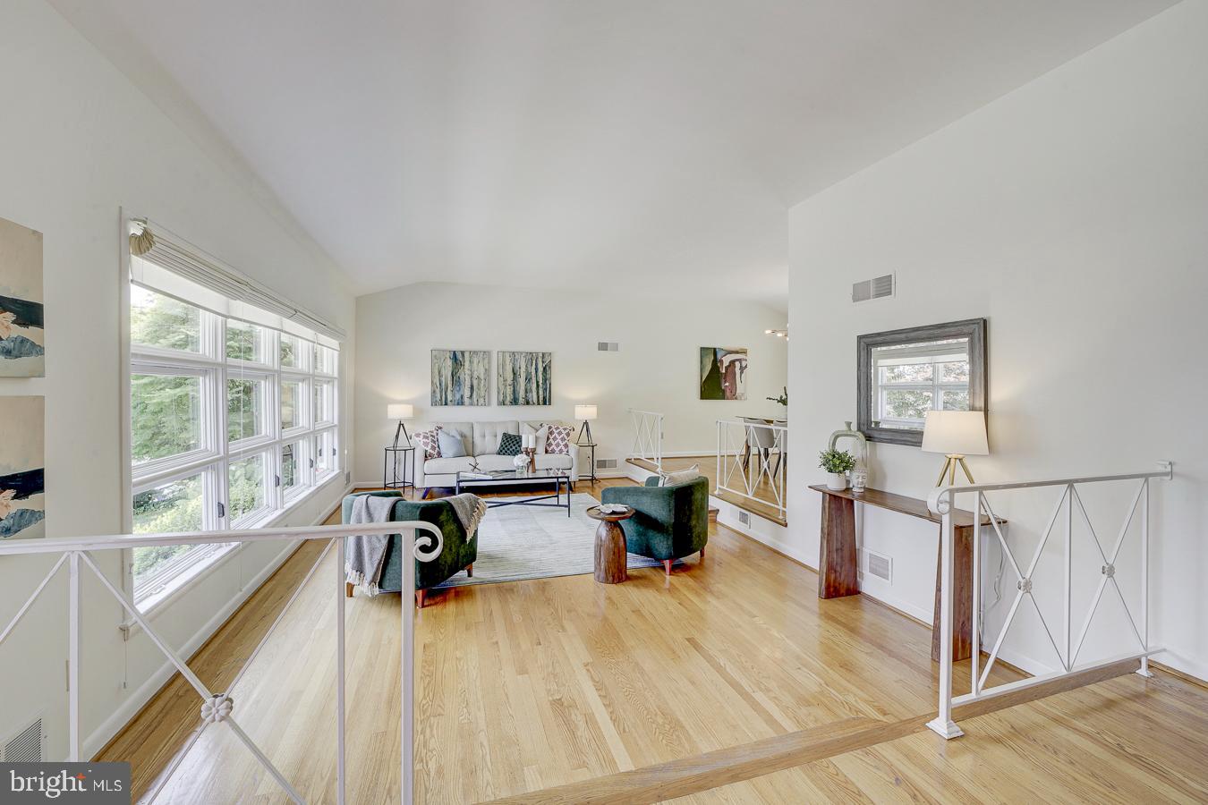 3217 PAULINE DRIVE
