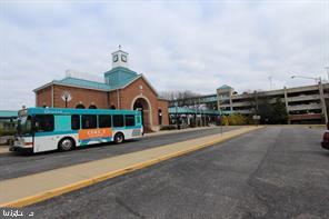 BELMONT CENTER - Residential