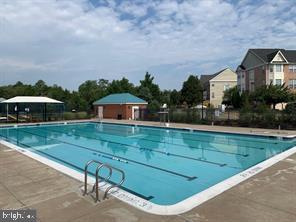 BELMONT CENTER - Residential