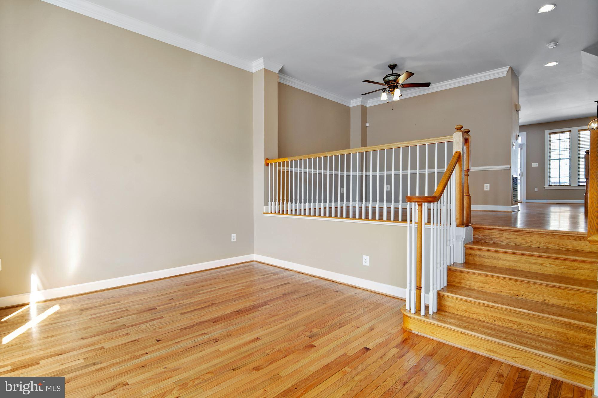 BELMONT CENTER - Residential