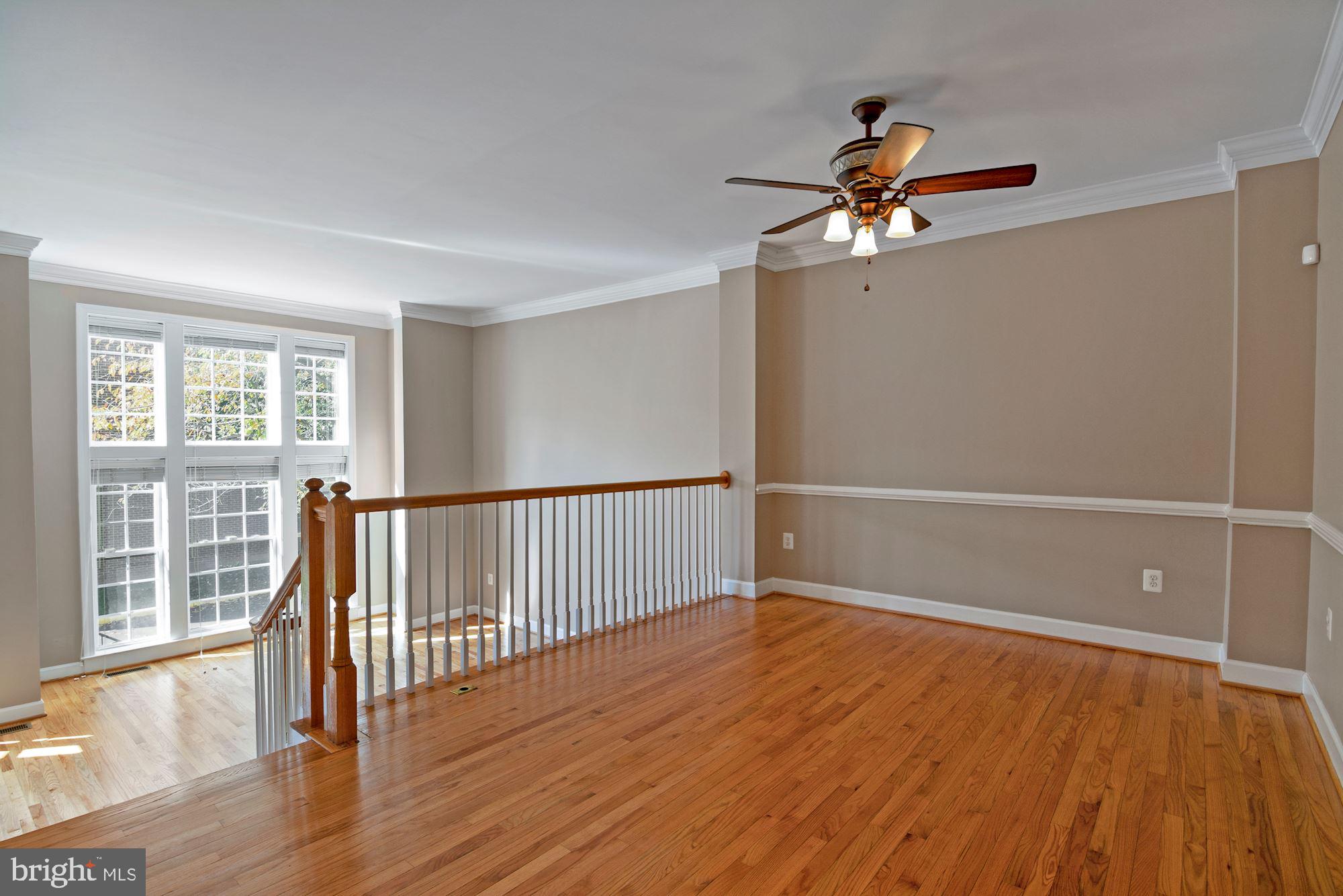 BELMONT CENTER - Residential