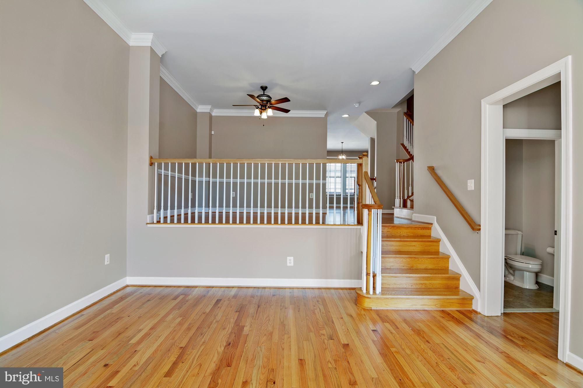 BELMONT CENTER - Residential