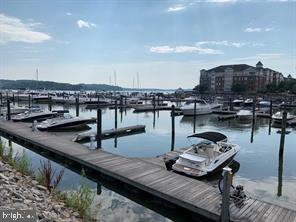 BELMONT CENTER - Residential