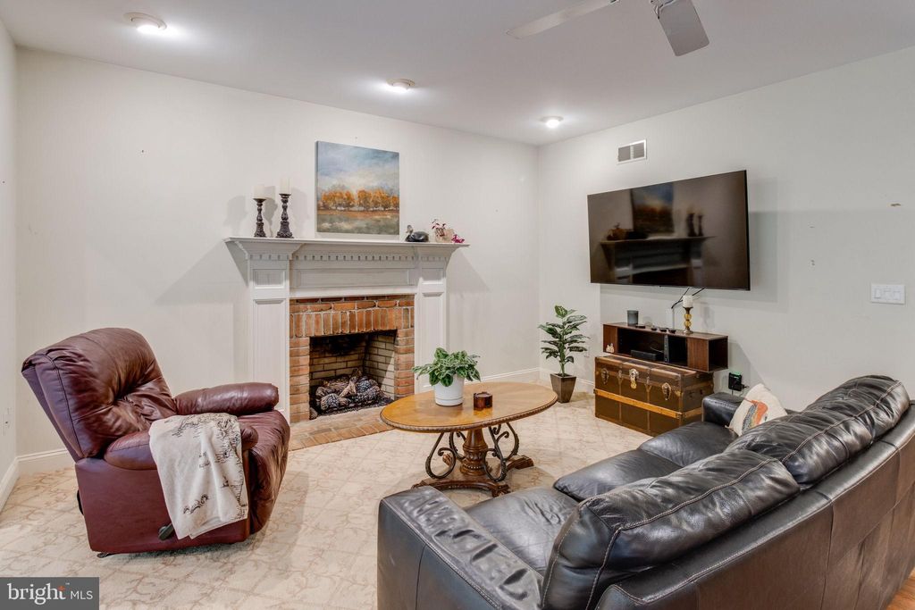 Photo of 891 N Maple Street, EPHRATA, PA 17522 (MLS # PALA2072810)