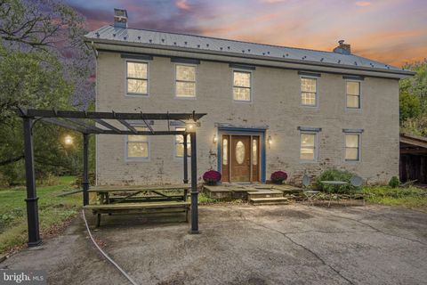 2065 GOLDENVILLE ROAD GETTYSBURG PA 17325