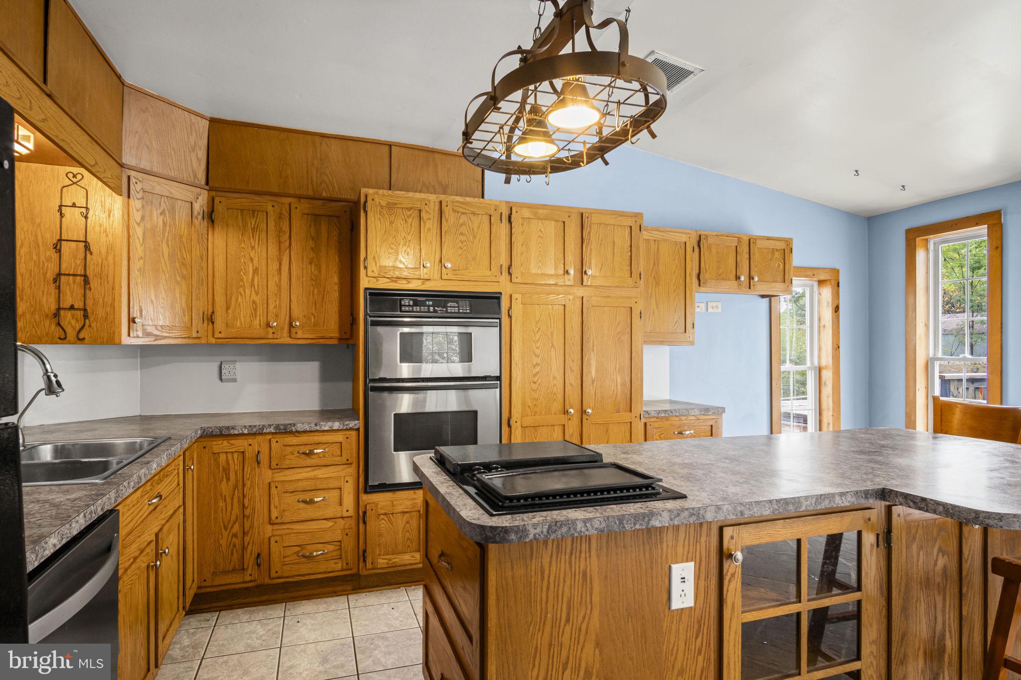 2065 GOLDENVILLE ROAD