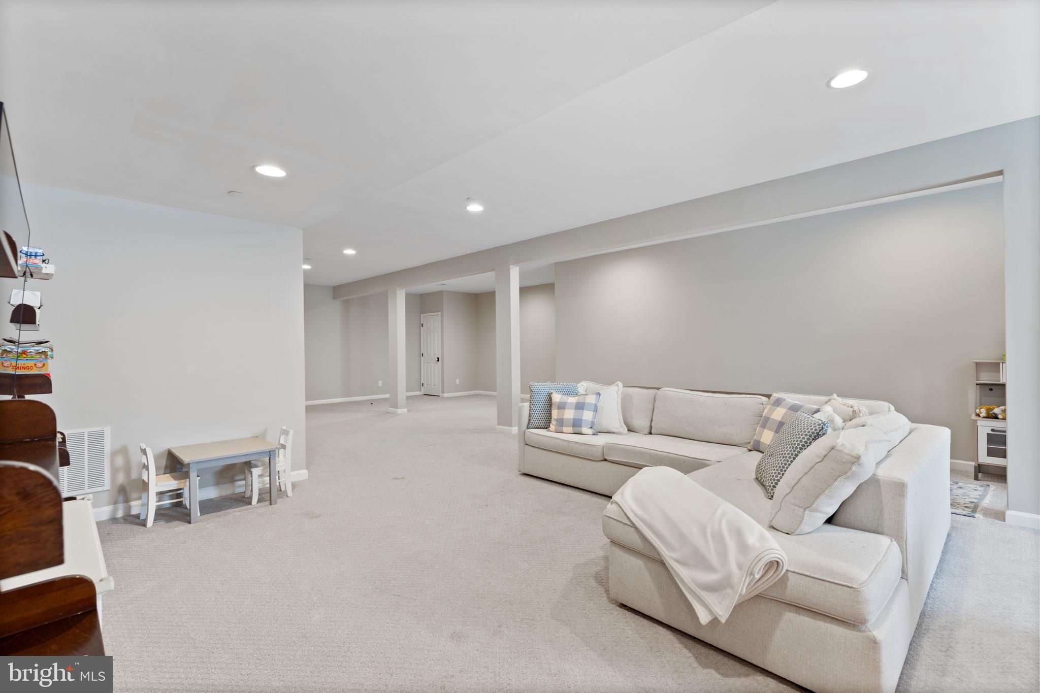 EDGEMONT - Residential