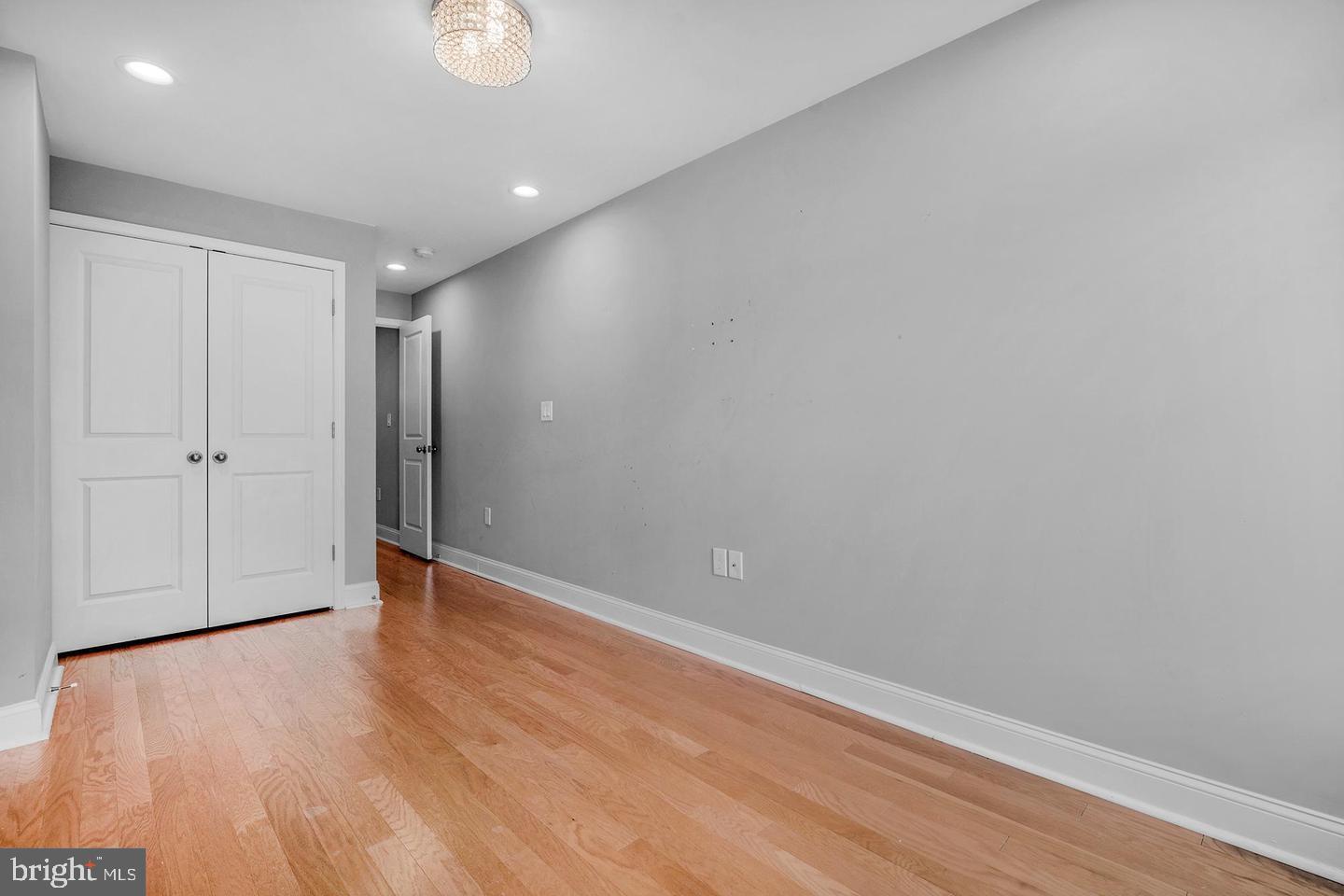 OLIVER - Residential