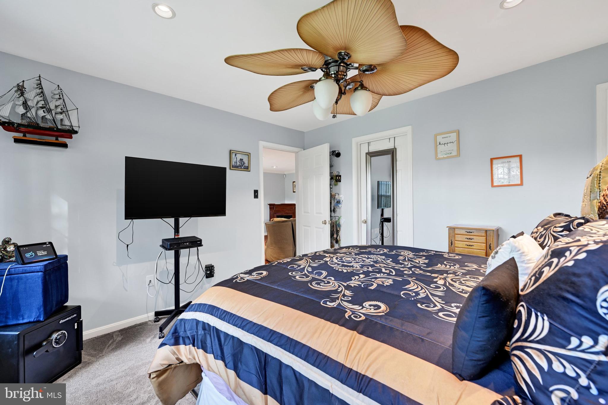 STONE RIDGE - Residential