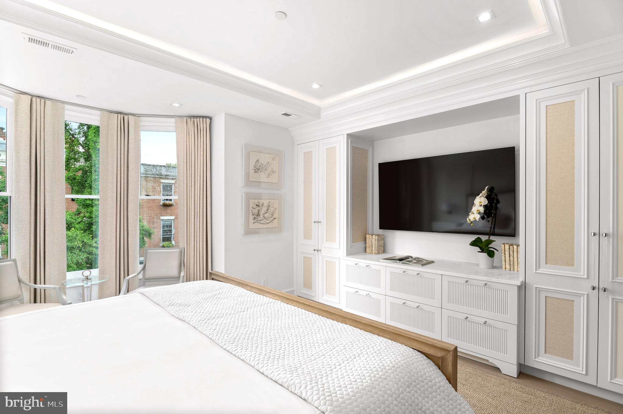DUPONT CIRCLE - Residential