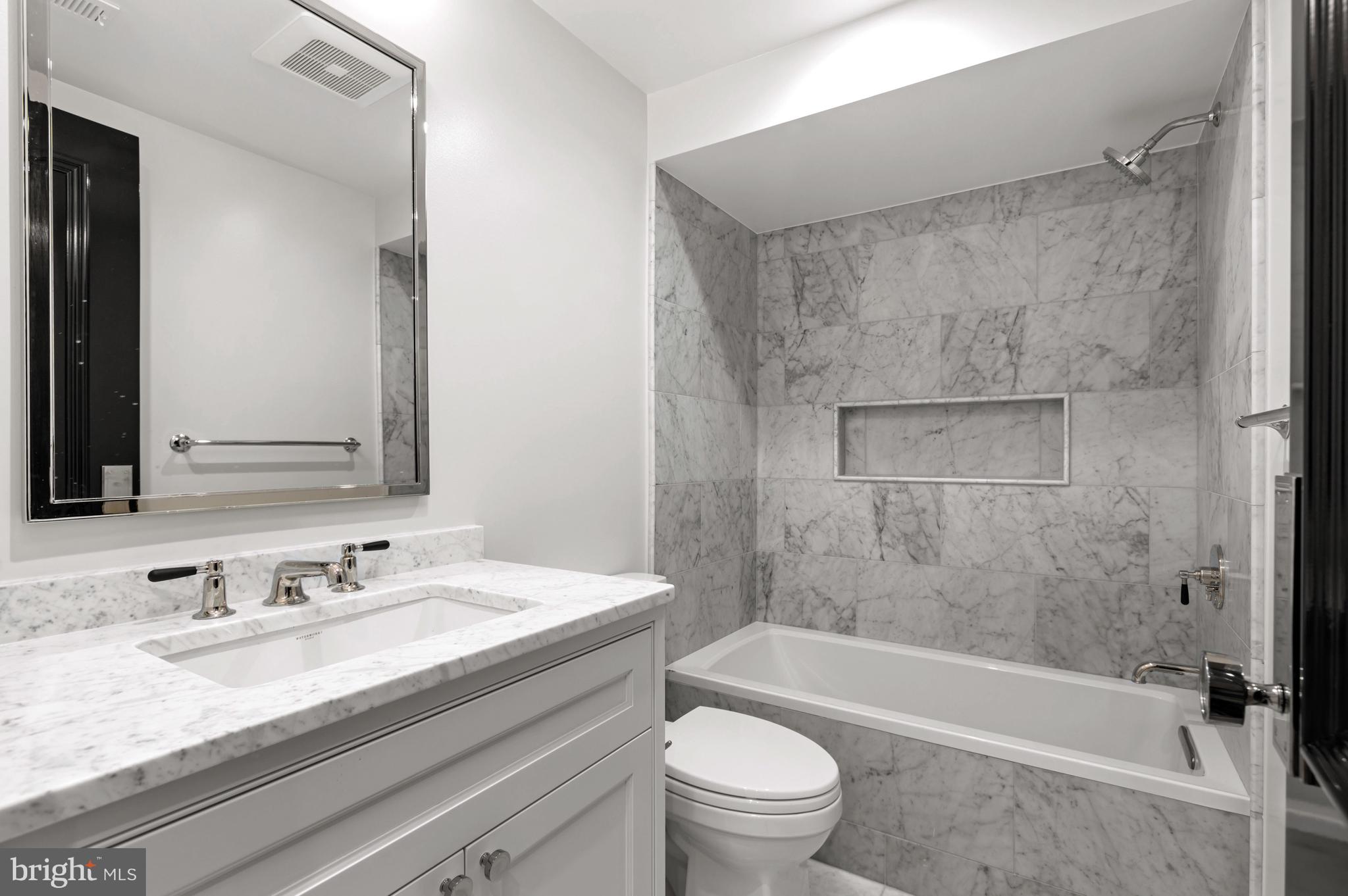DUPONT CIRCLE - Residential