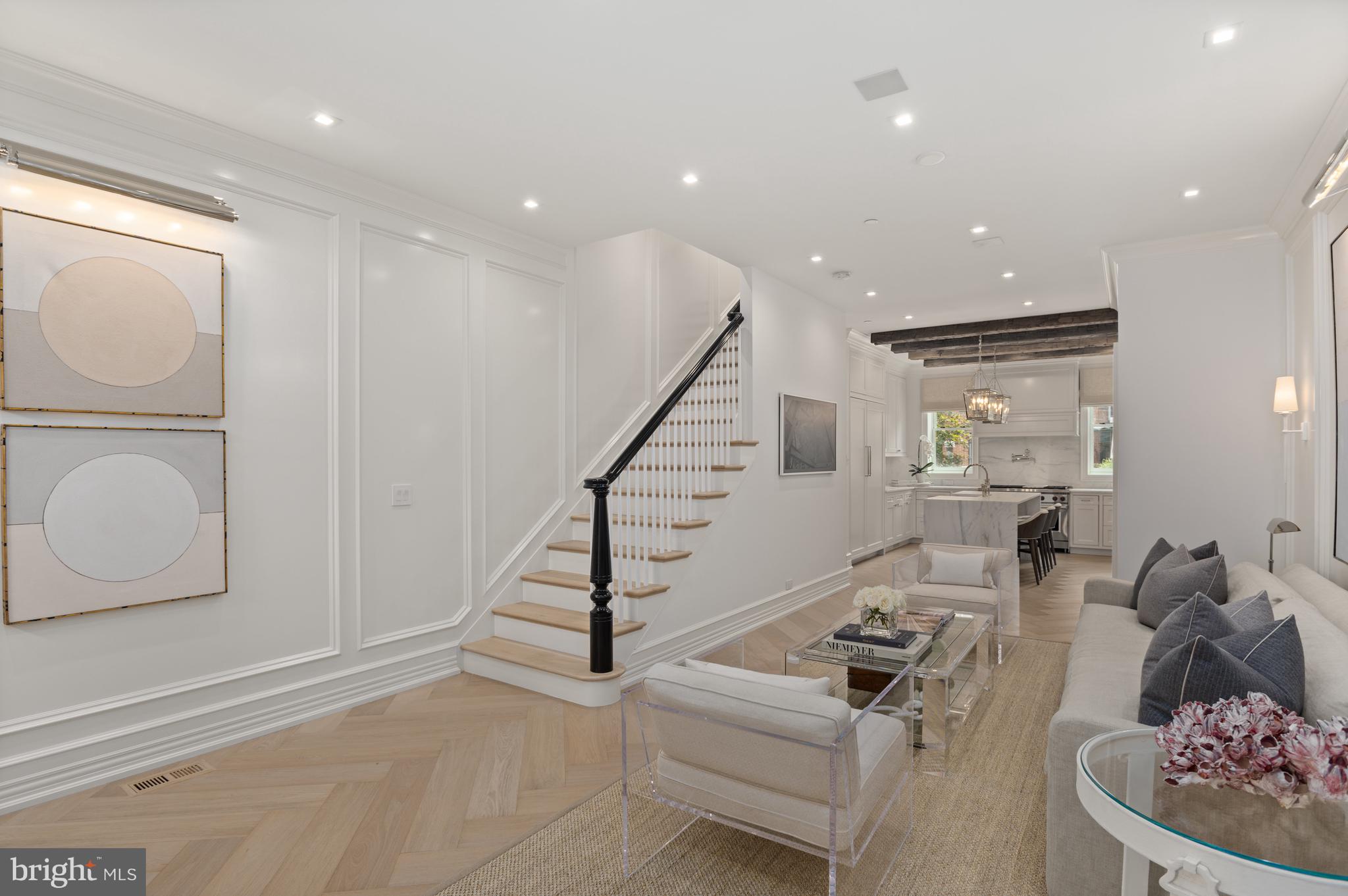 DUPONT CIRCLE - Residential