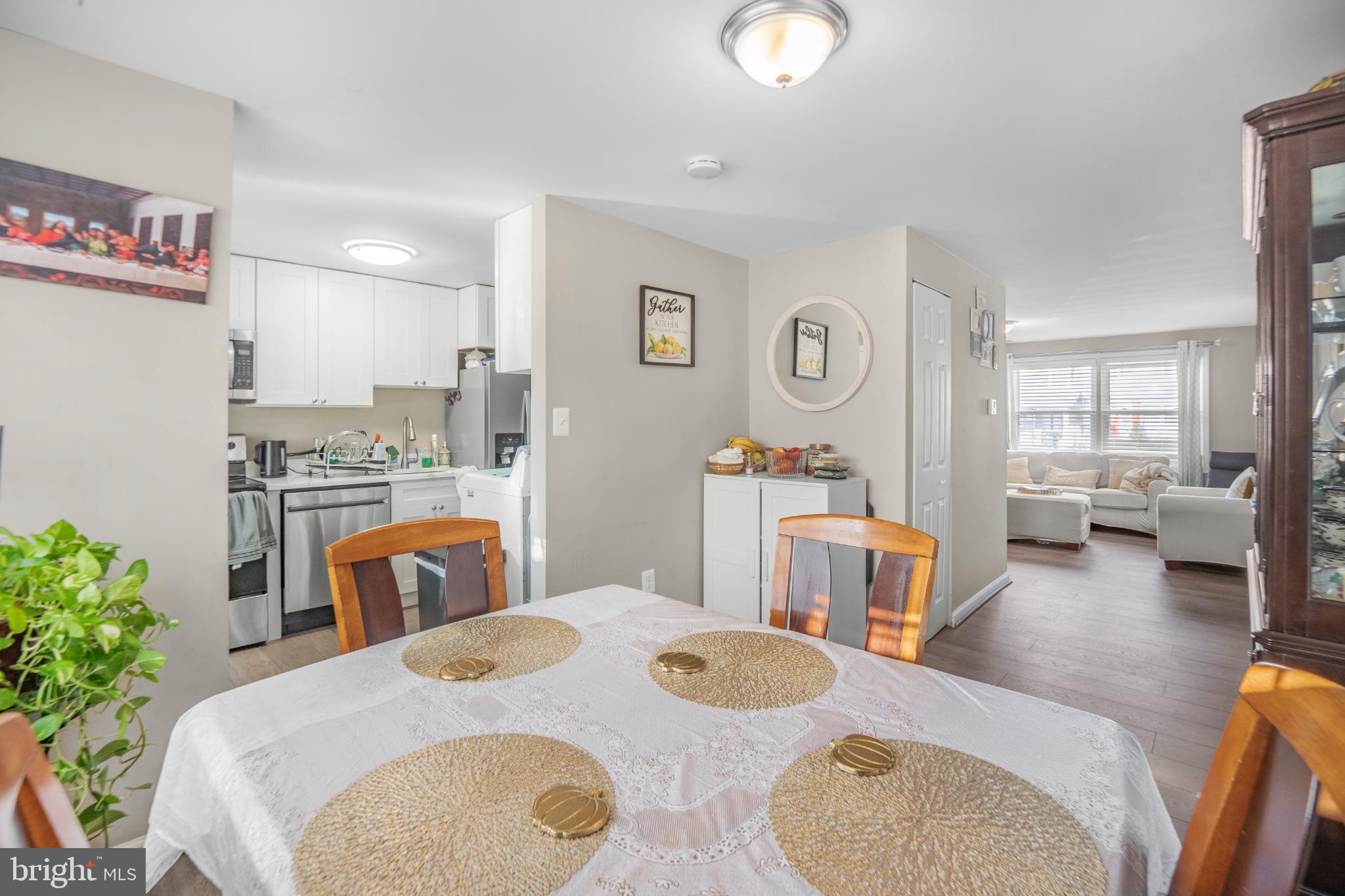 PALMER PARK 02 - Residential