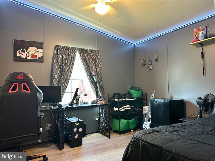 HARFORD MOBILE VILLAGE - Residential