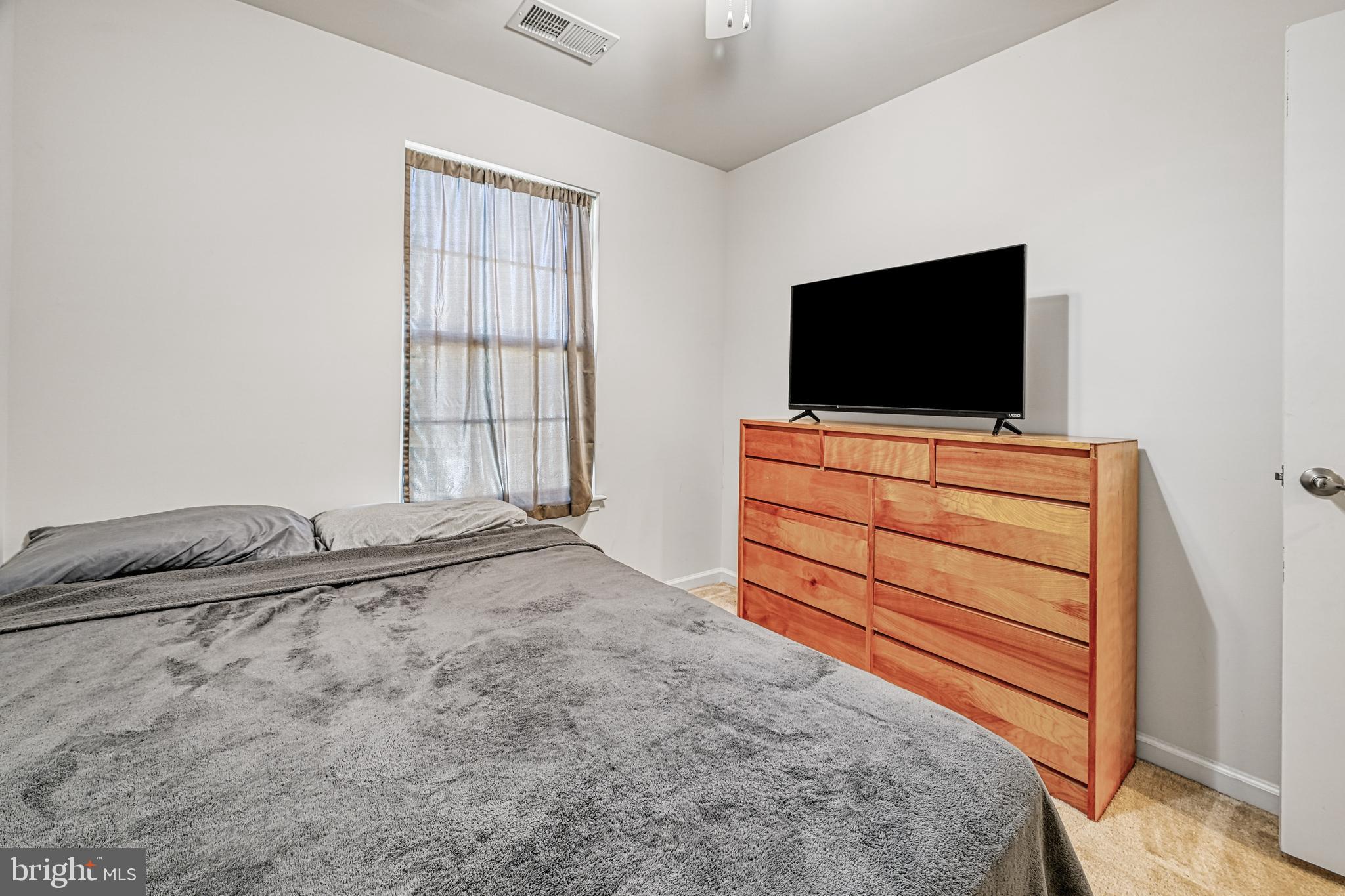 THE VILLAGE AT COURTHOUSE COMMONS - Residential