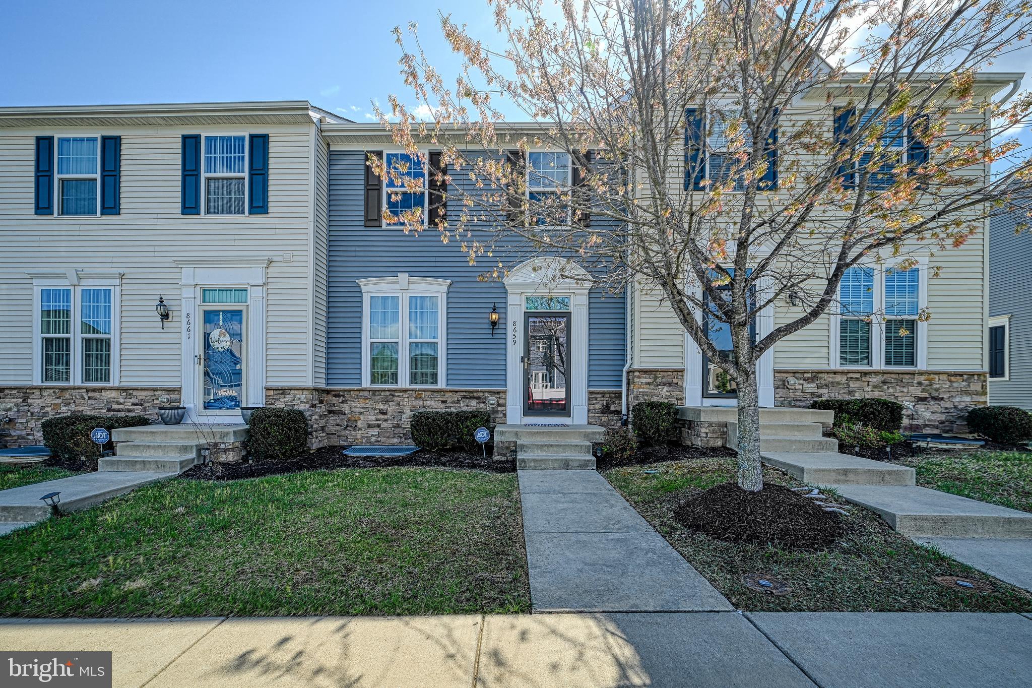 THE VILLAGE AT COURTHOUSE COMMONS - Residential