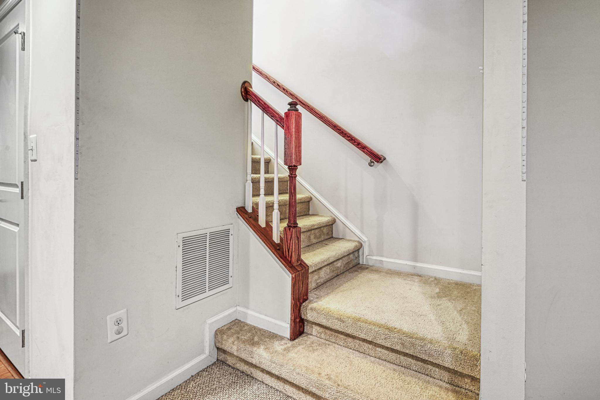 THE VILLAGE AT COURTHOUSE COMMONS - Residential