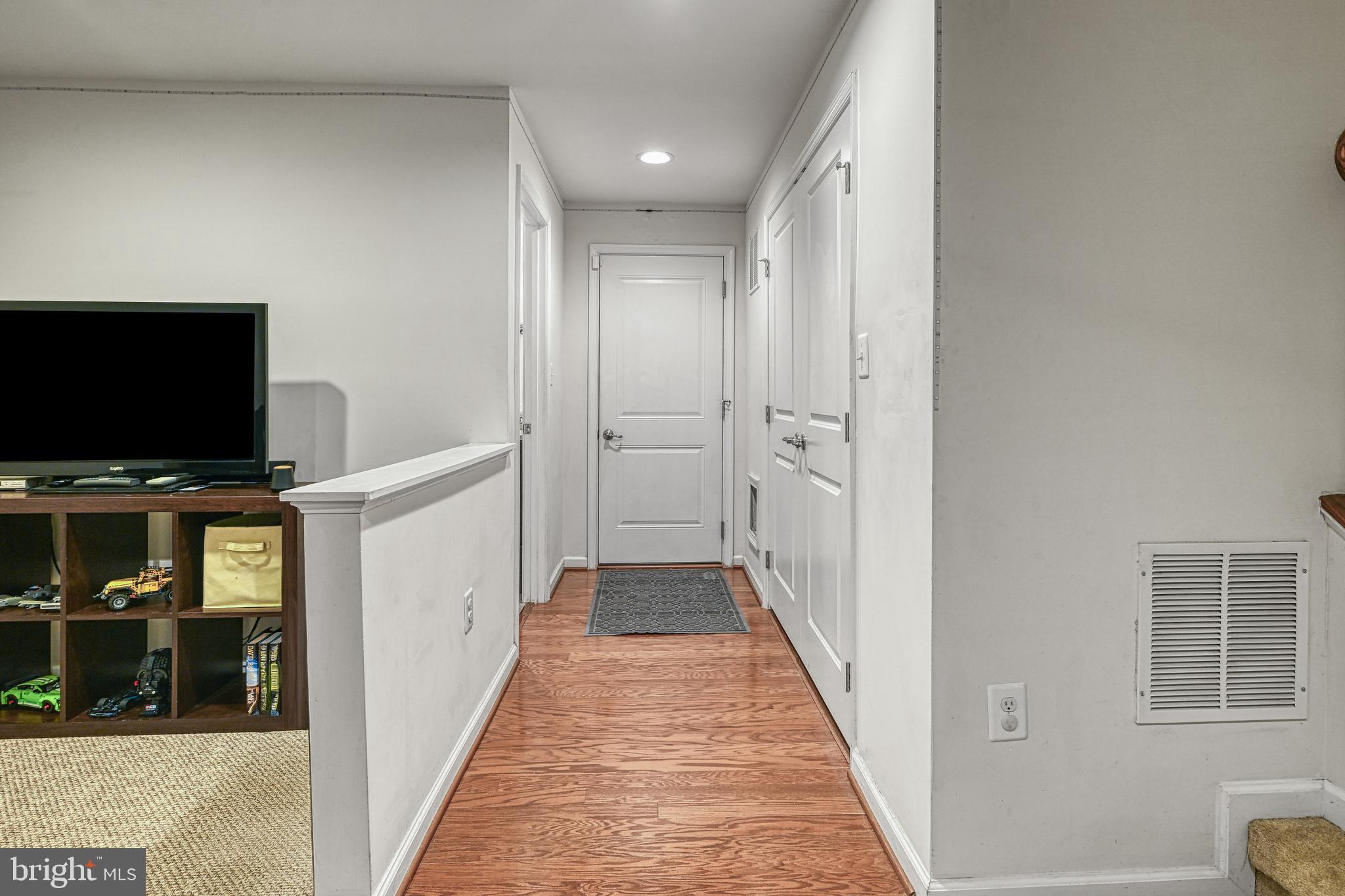 THE VILLAGE AT COURTHOUSE COMMONS - Residential