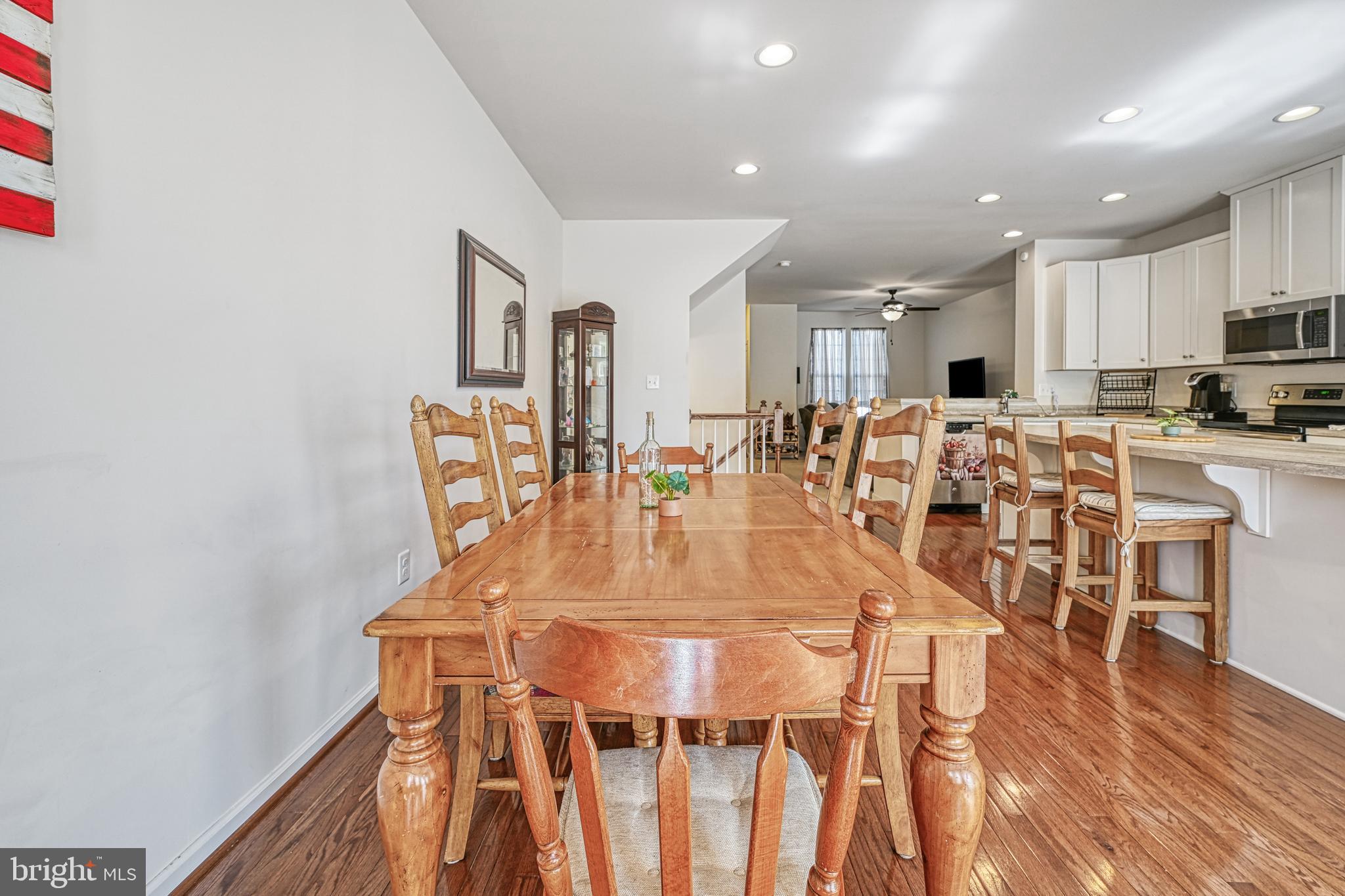 THE VILLAGE AT COURTHOUSE COMMONS - Residential