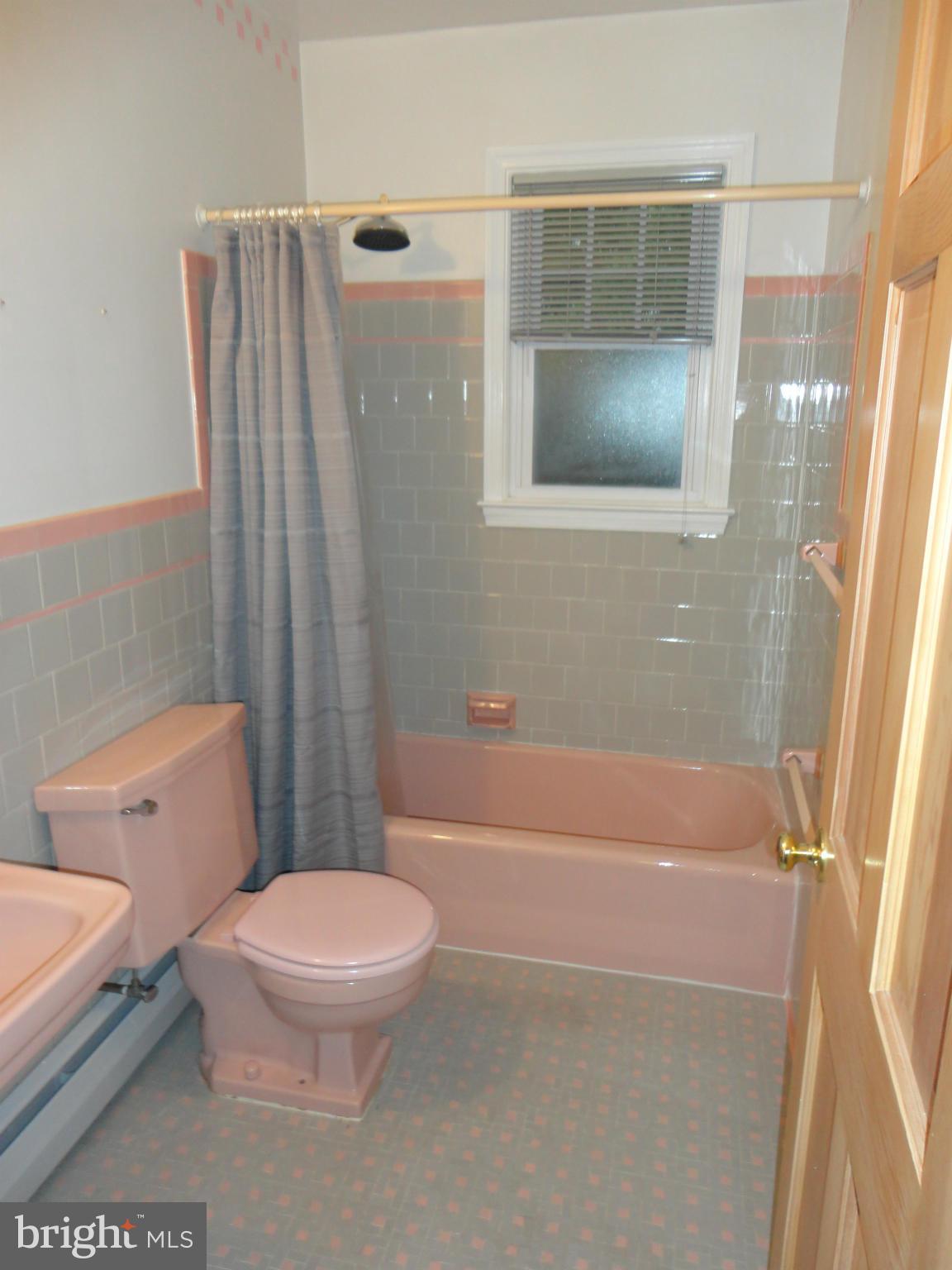 DONNYBROOK - Residential Lease