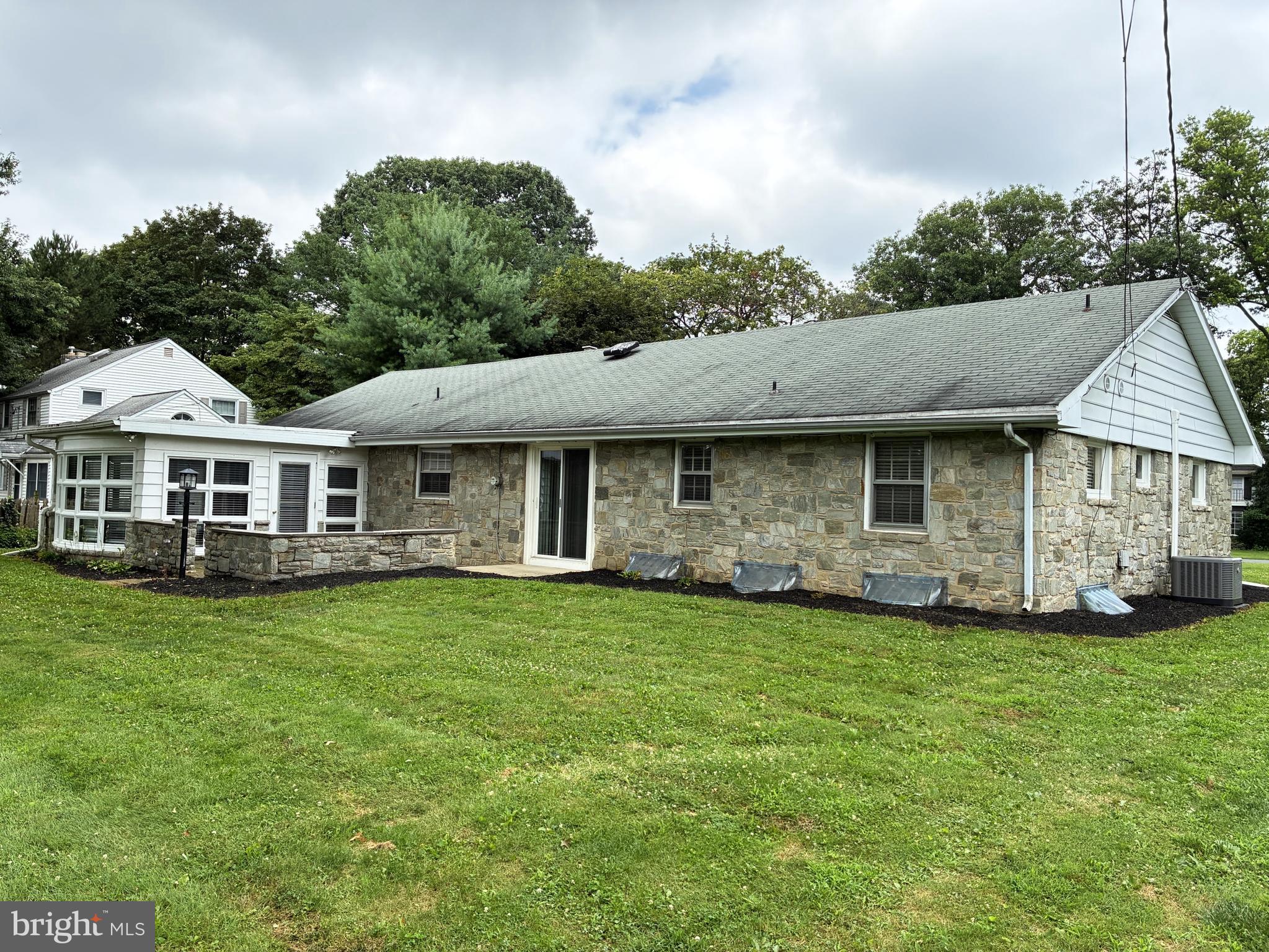 68 GLEN MOORE CIRCLE