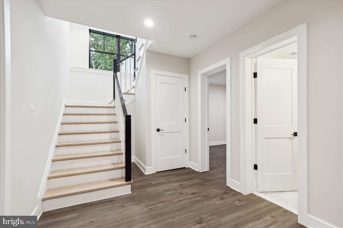 COLUMBIA FOREST - Residential