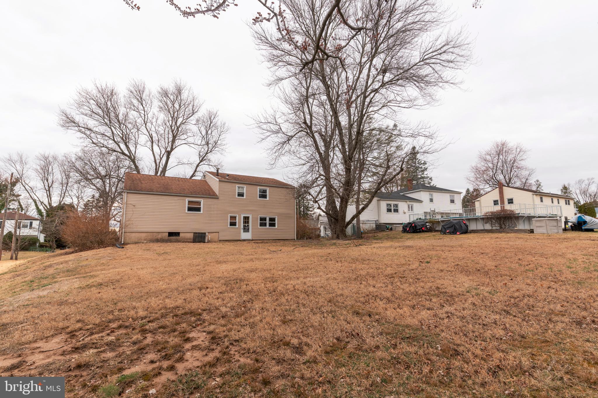 BURGUNDY HILLS - Residential