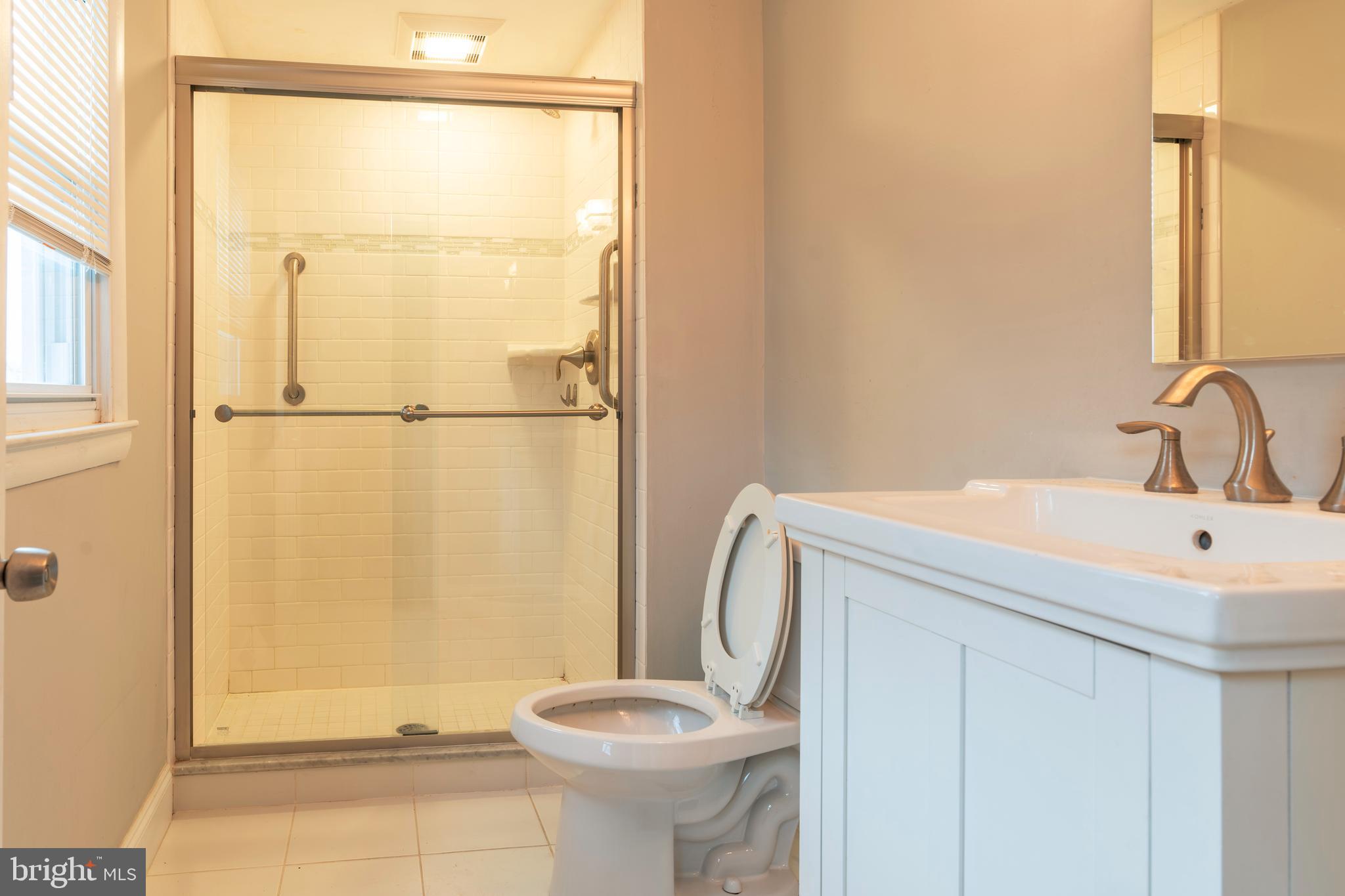 BURGUNDY HILLS - Residential