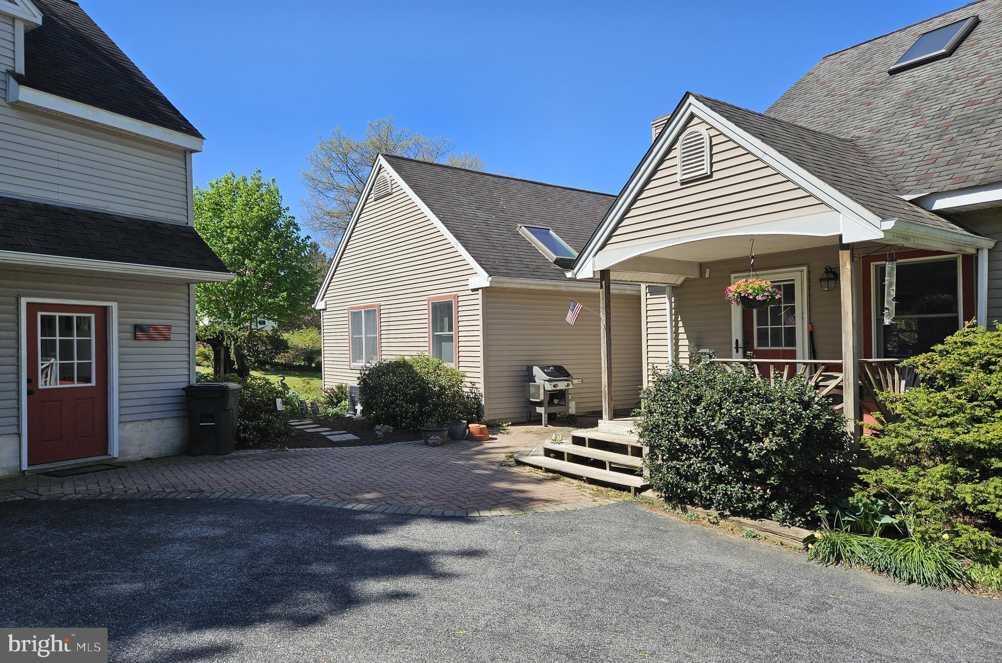 304 MOORE ROAD