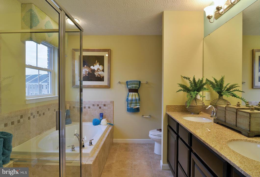 GREENWAY FARMS - Residential