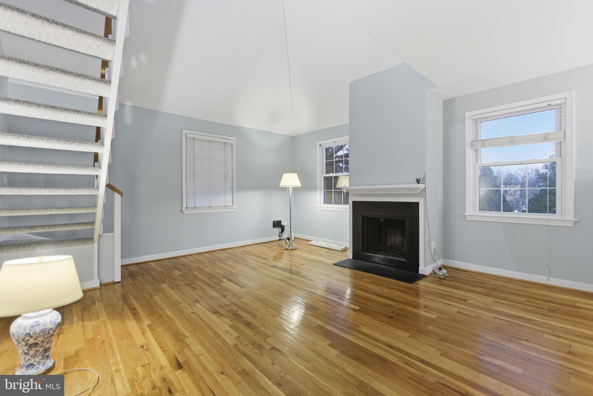 2224 WASHINGTON AVE 204