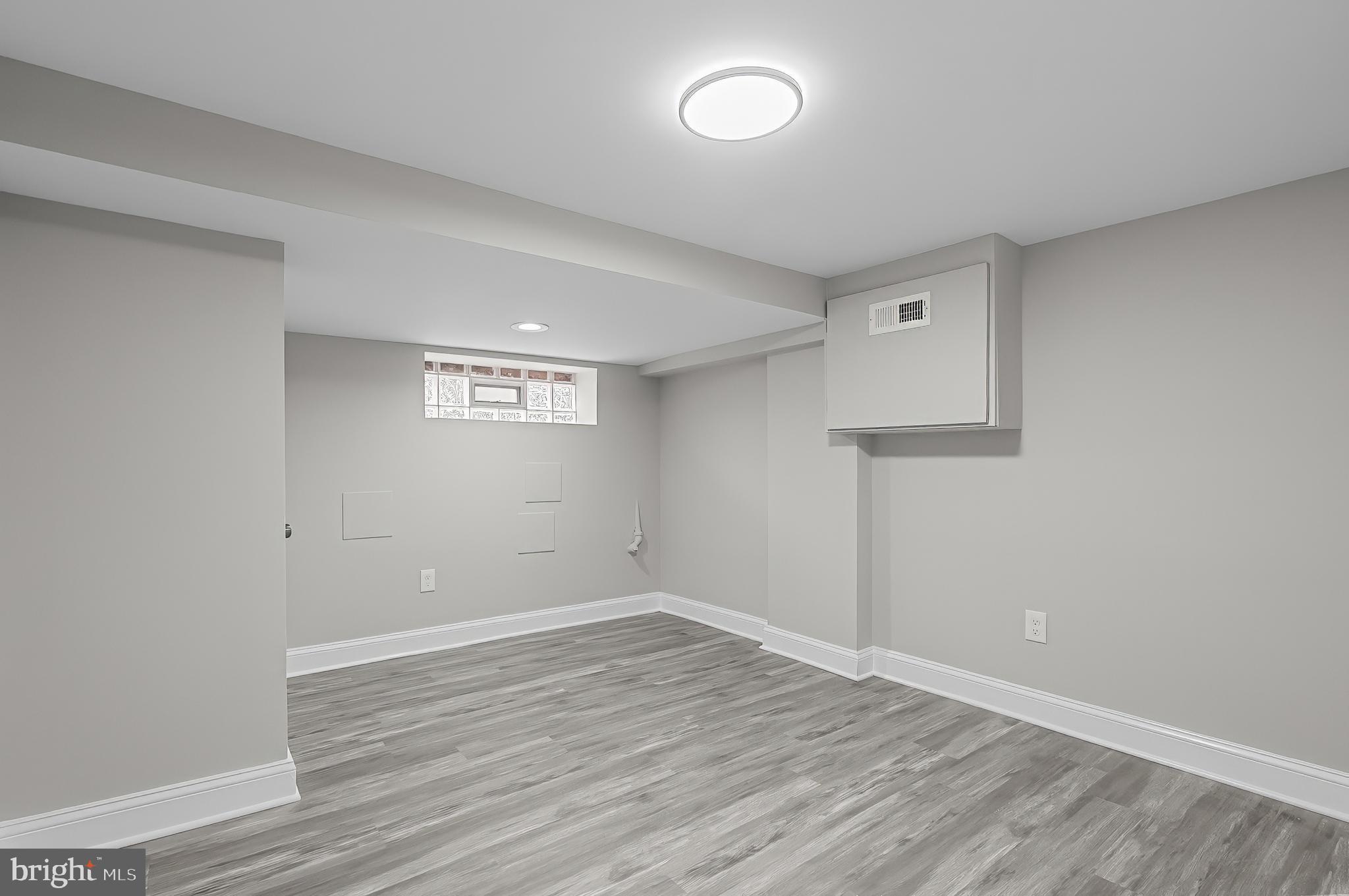 CLIFTON PARK - Residential