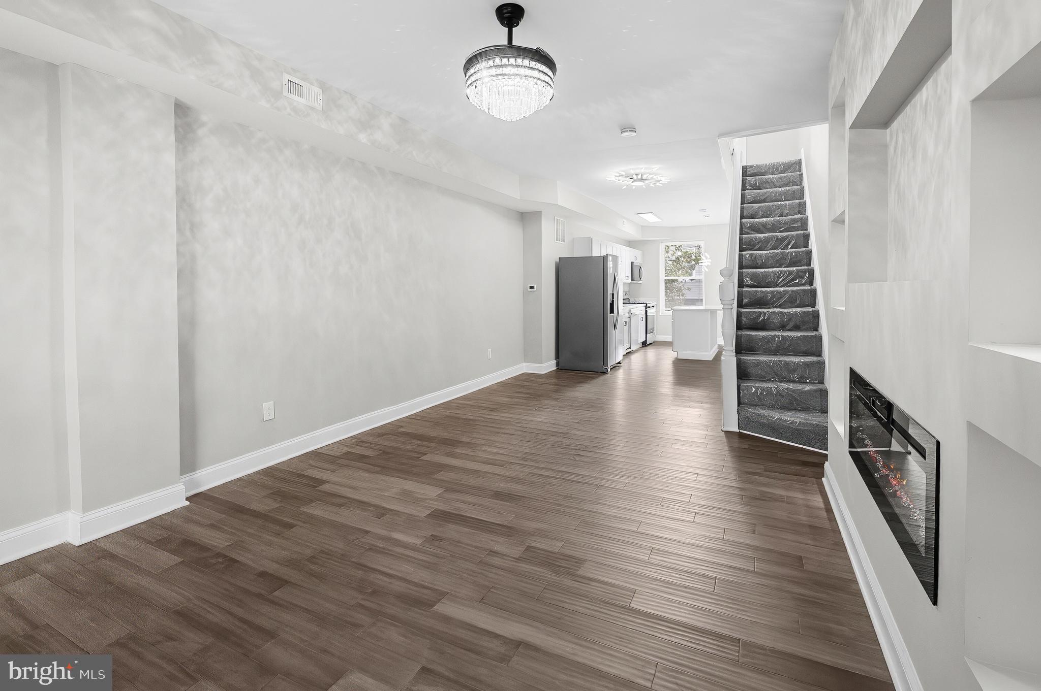 CLIFTON PARK - Residential