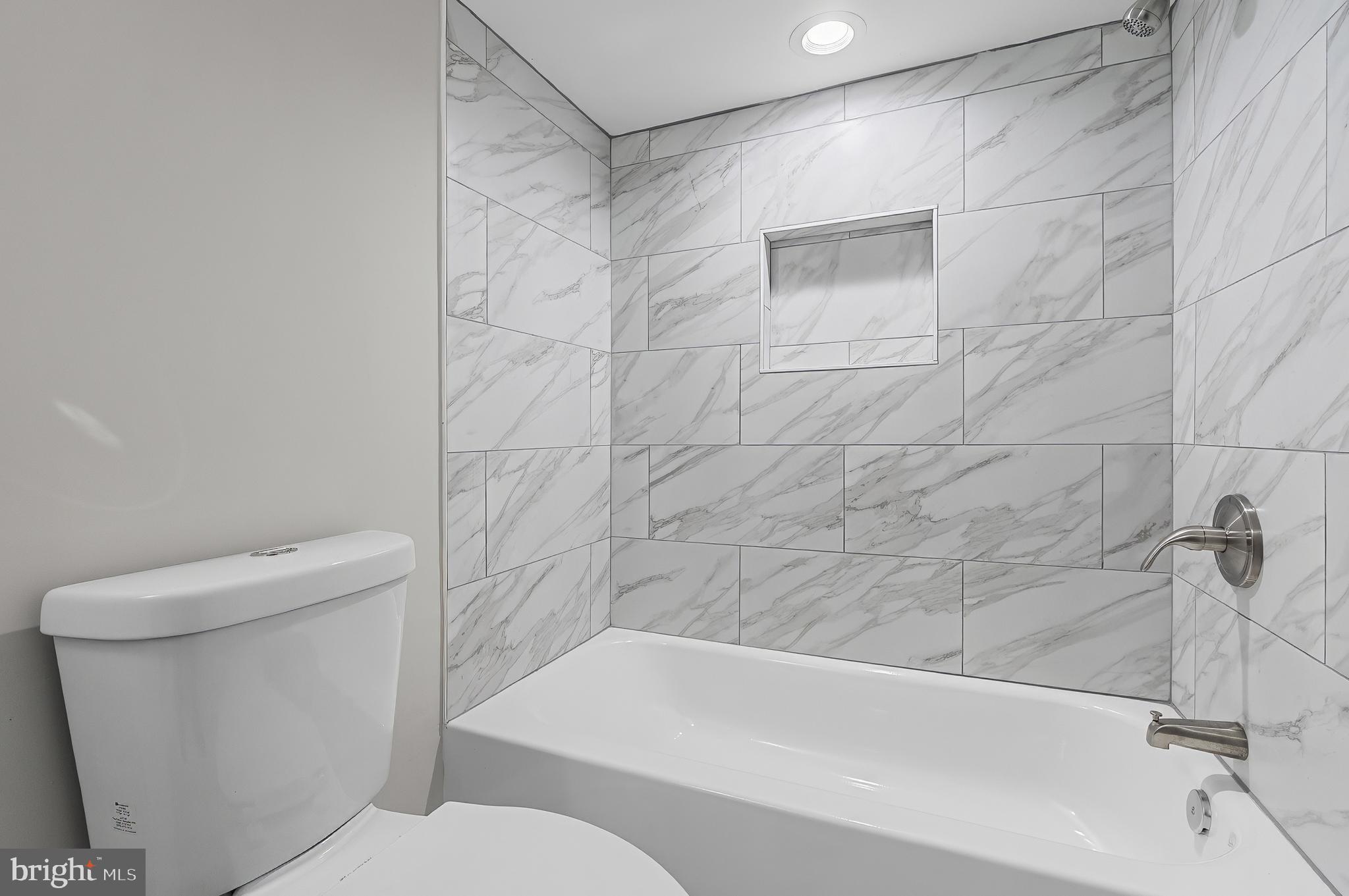 CLIFTON PARK - Residential