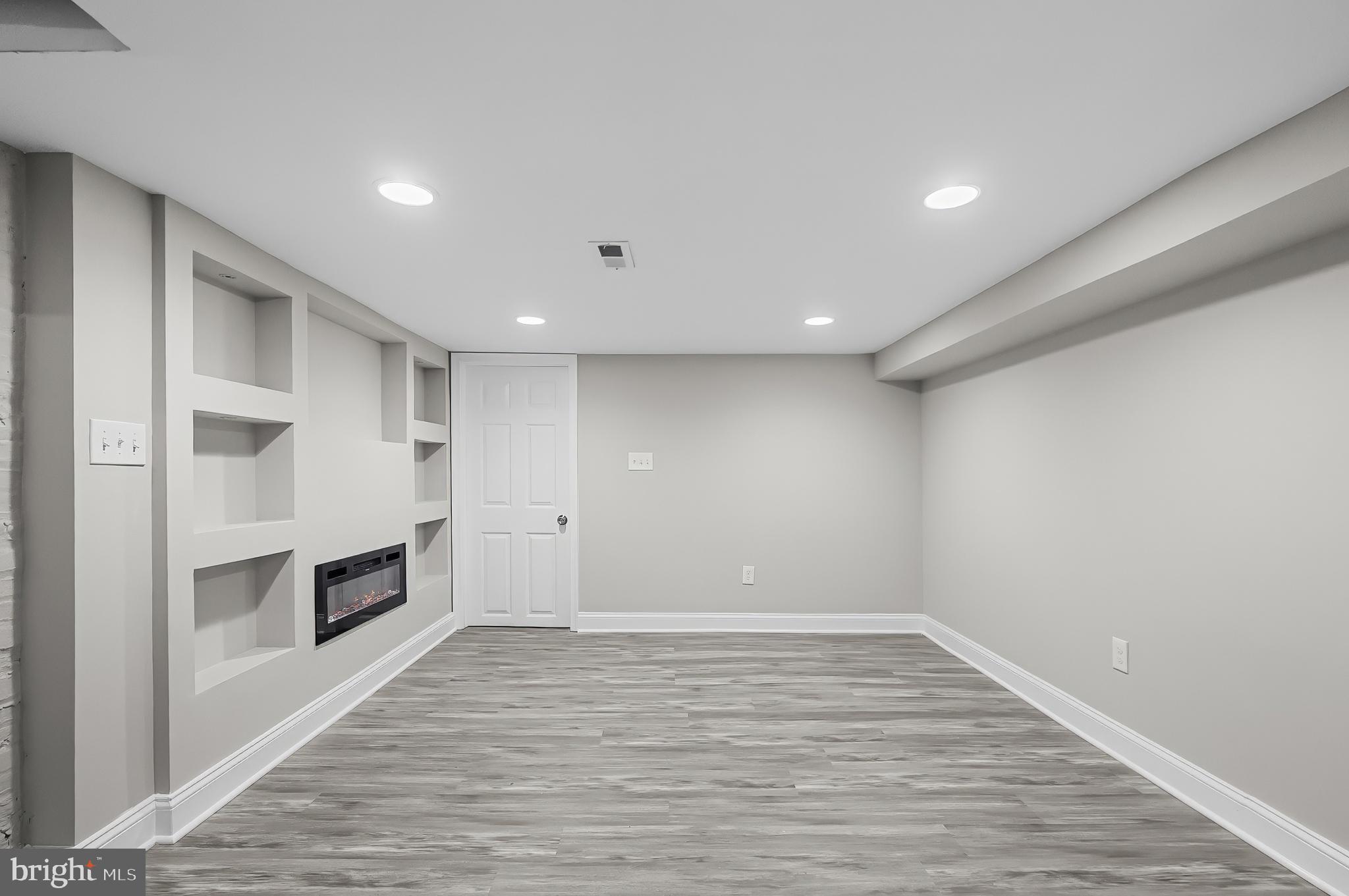 CLIFTON PARK - Residential