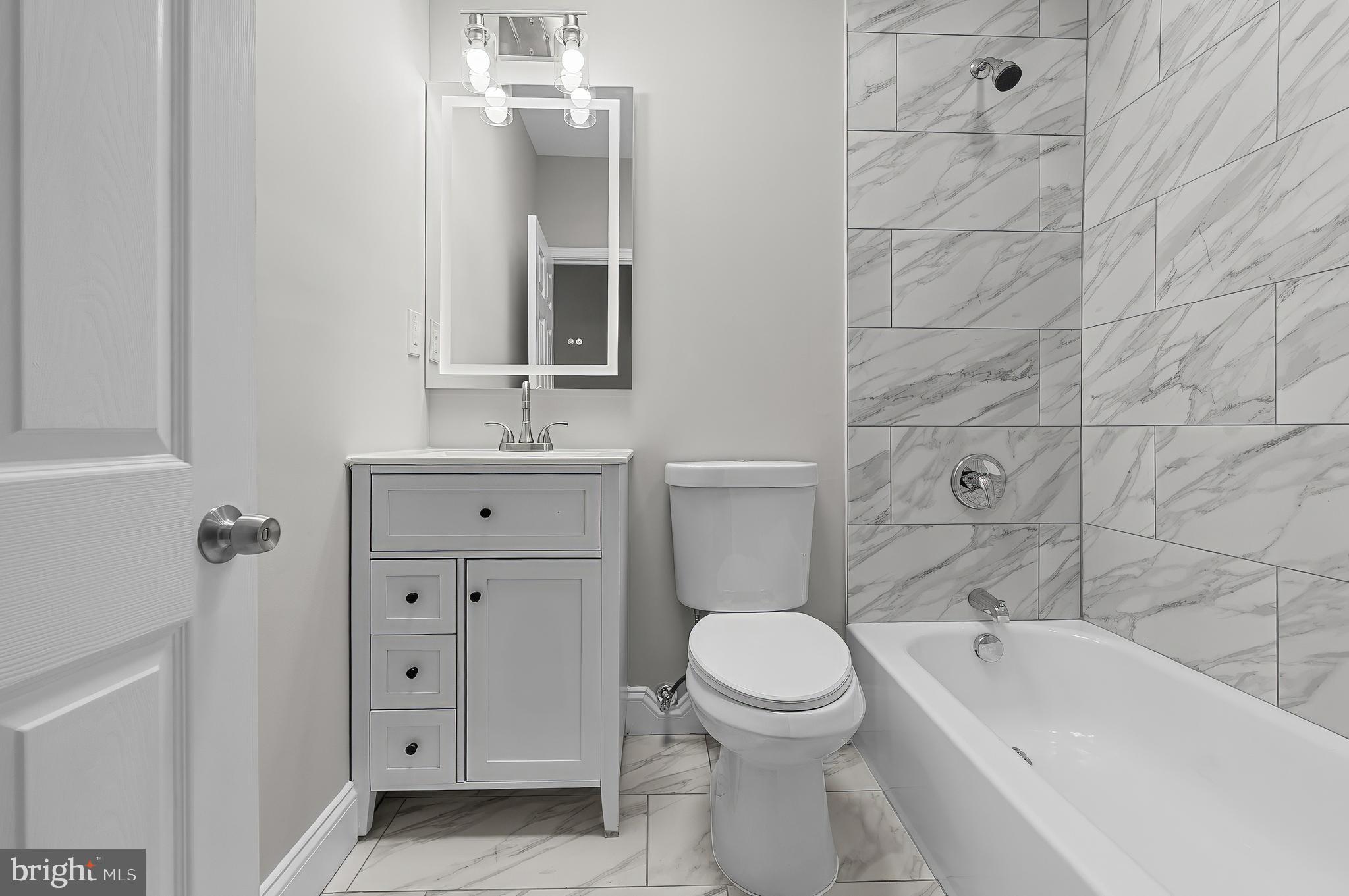 CLIFTON PARK - Residential