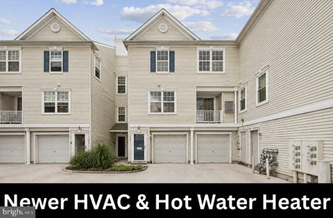 Condo For Sale - 1504 Lakeside Drive<br/> PALMYRA, NJ 08065
