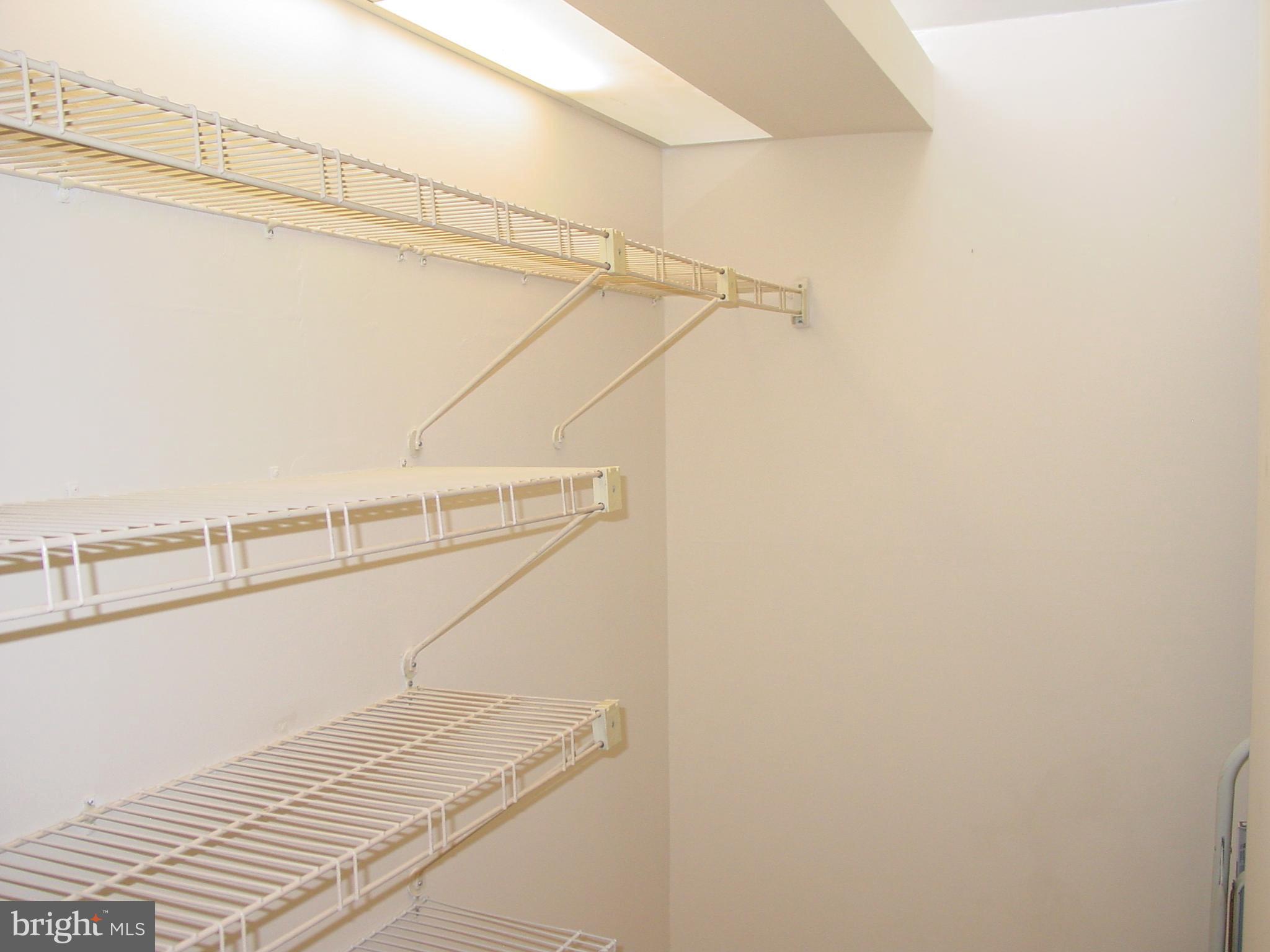 COLD SPRING NEWTOWN - Residential